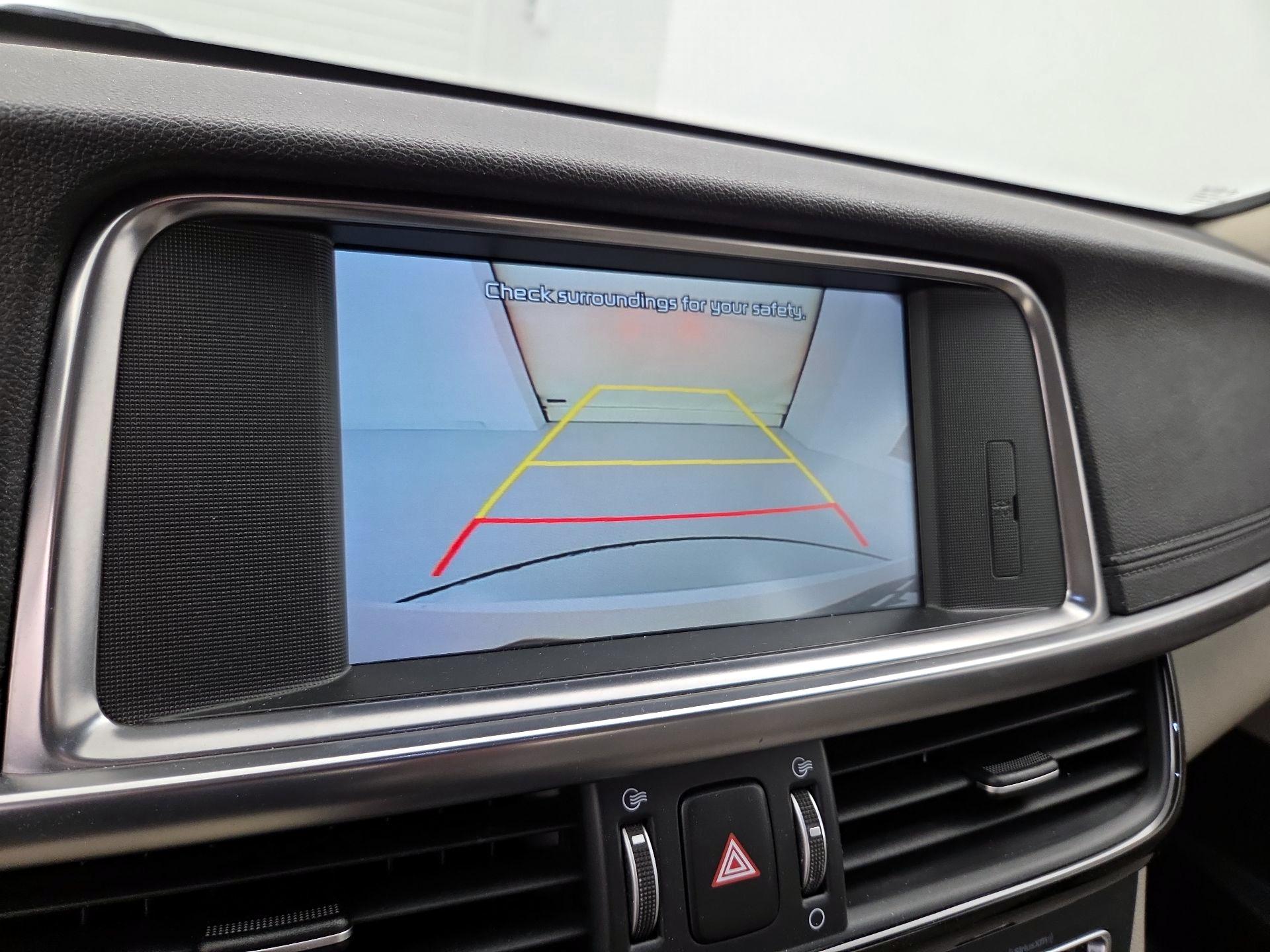 Thumbnail: 2017 Kia Optima - 15