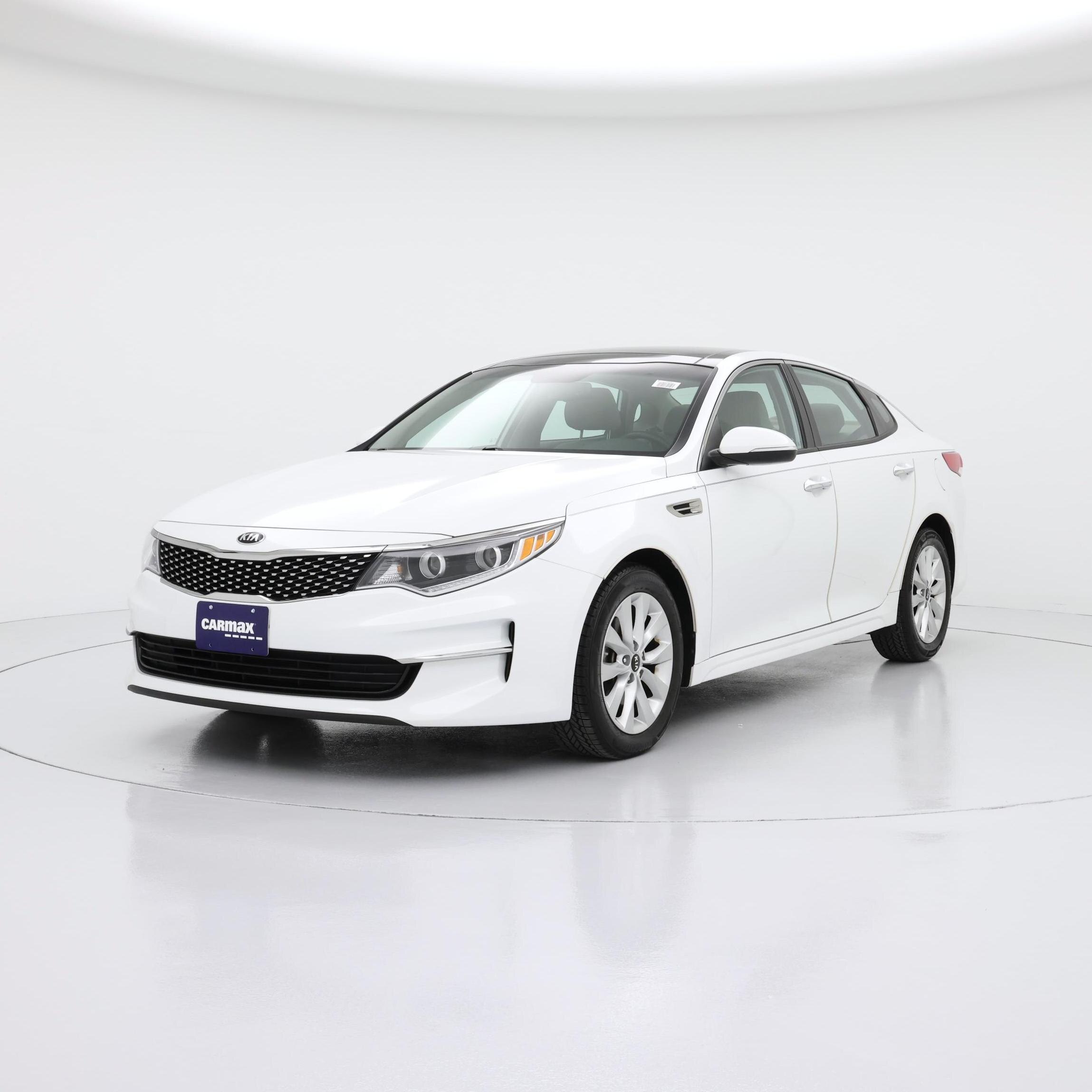 Thumbnail: 2017 Kia Optima - 4