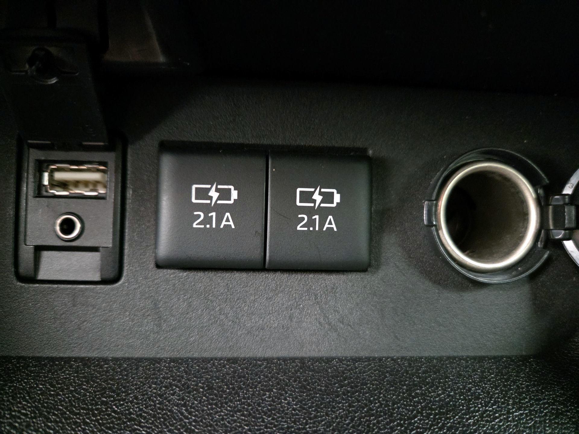 Thumbnail: 2018 Toyota Highlander - 19