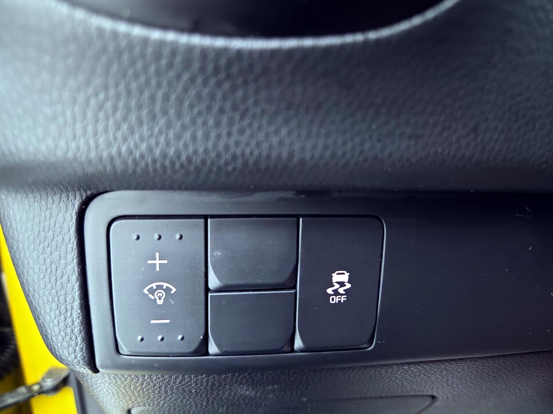 Thumbnail: 2016 Kia Soul - 13