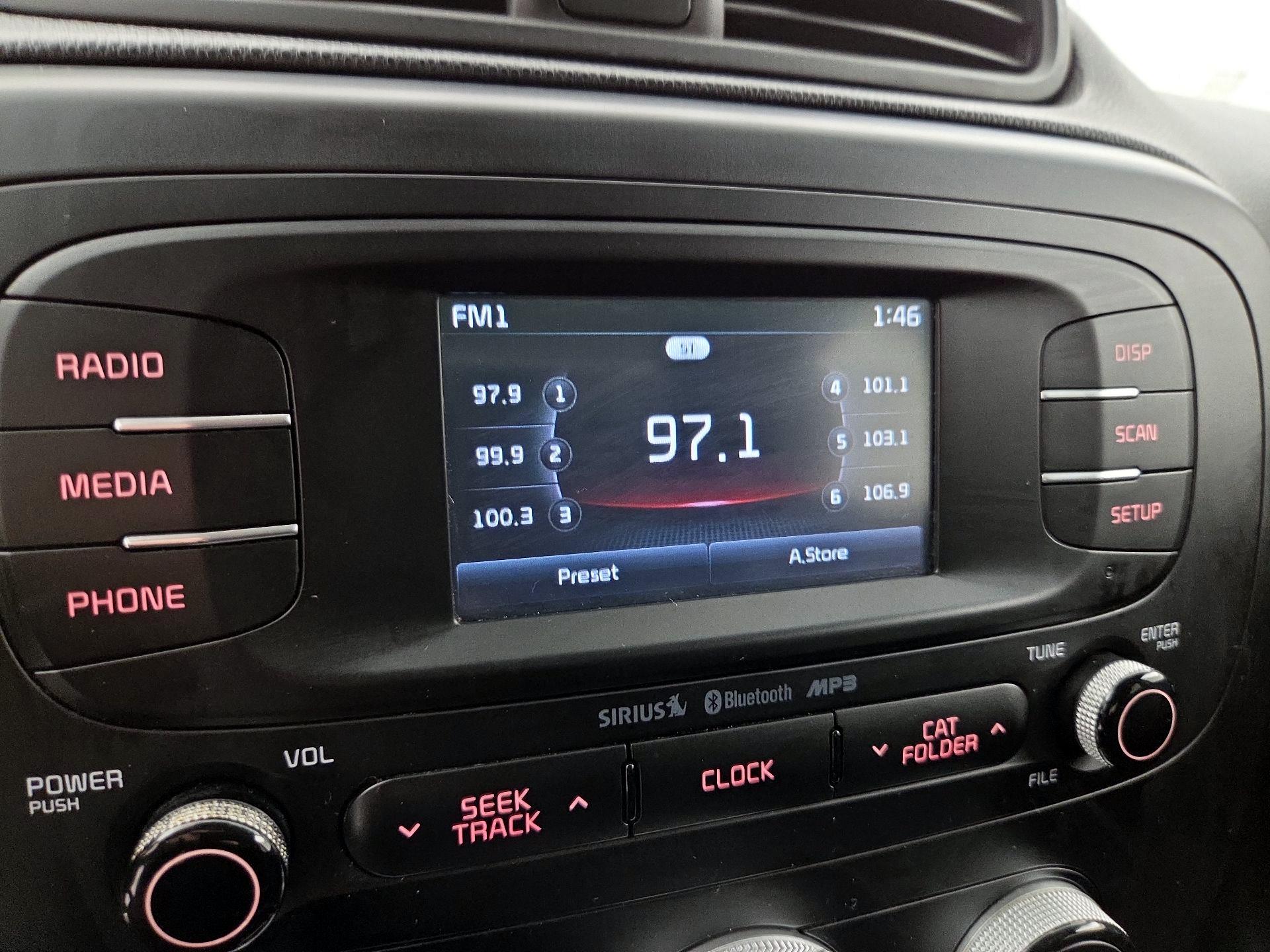 Thumbnail: 2016 Kia Soul - 15