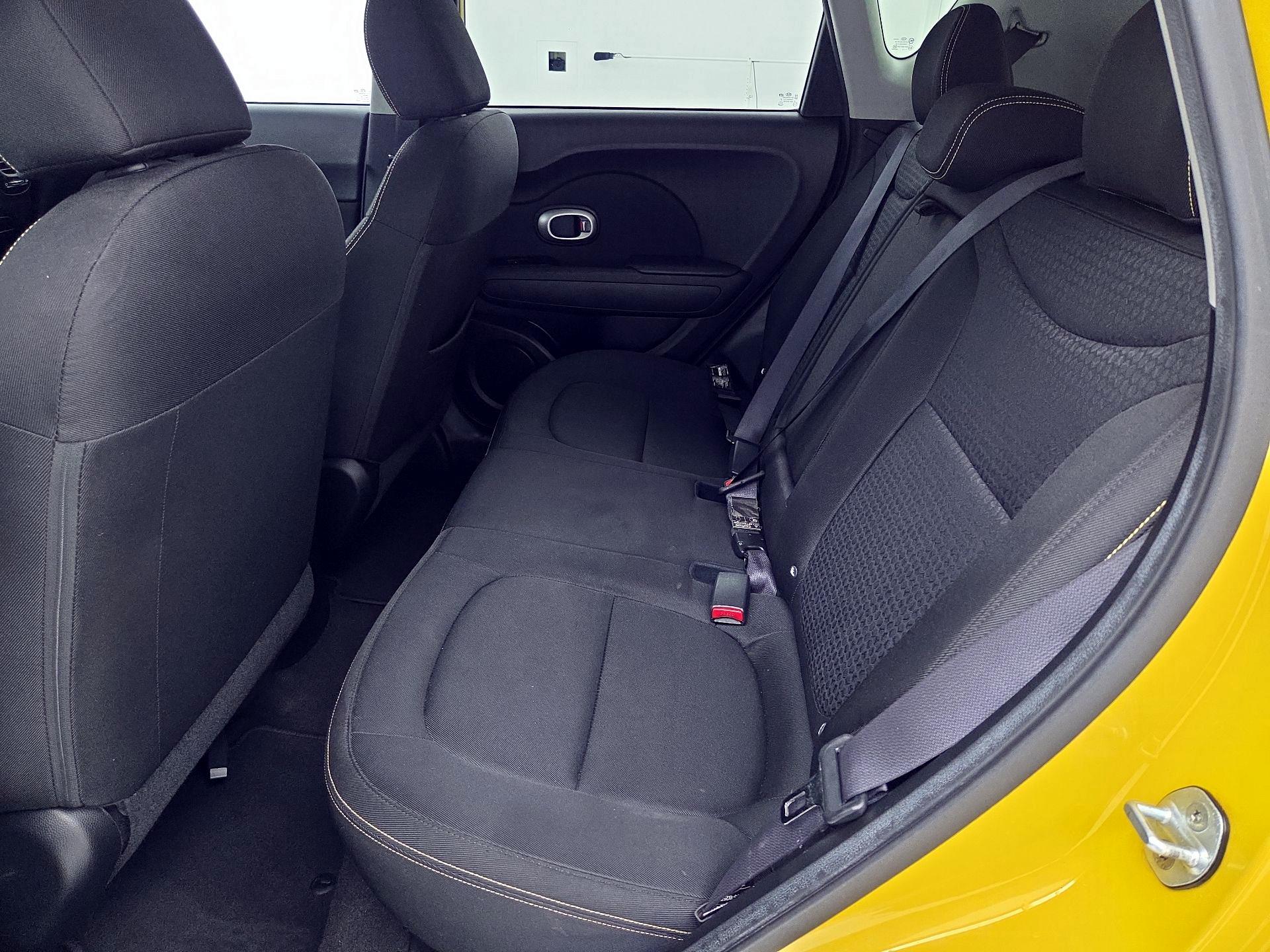 Thumbnail: 2016 Kia Soul - 19