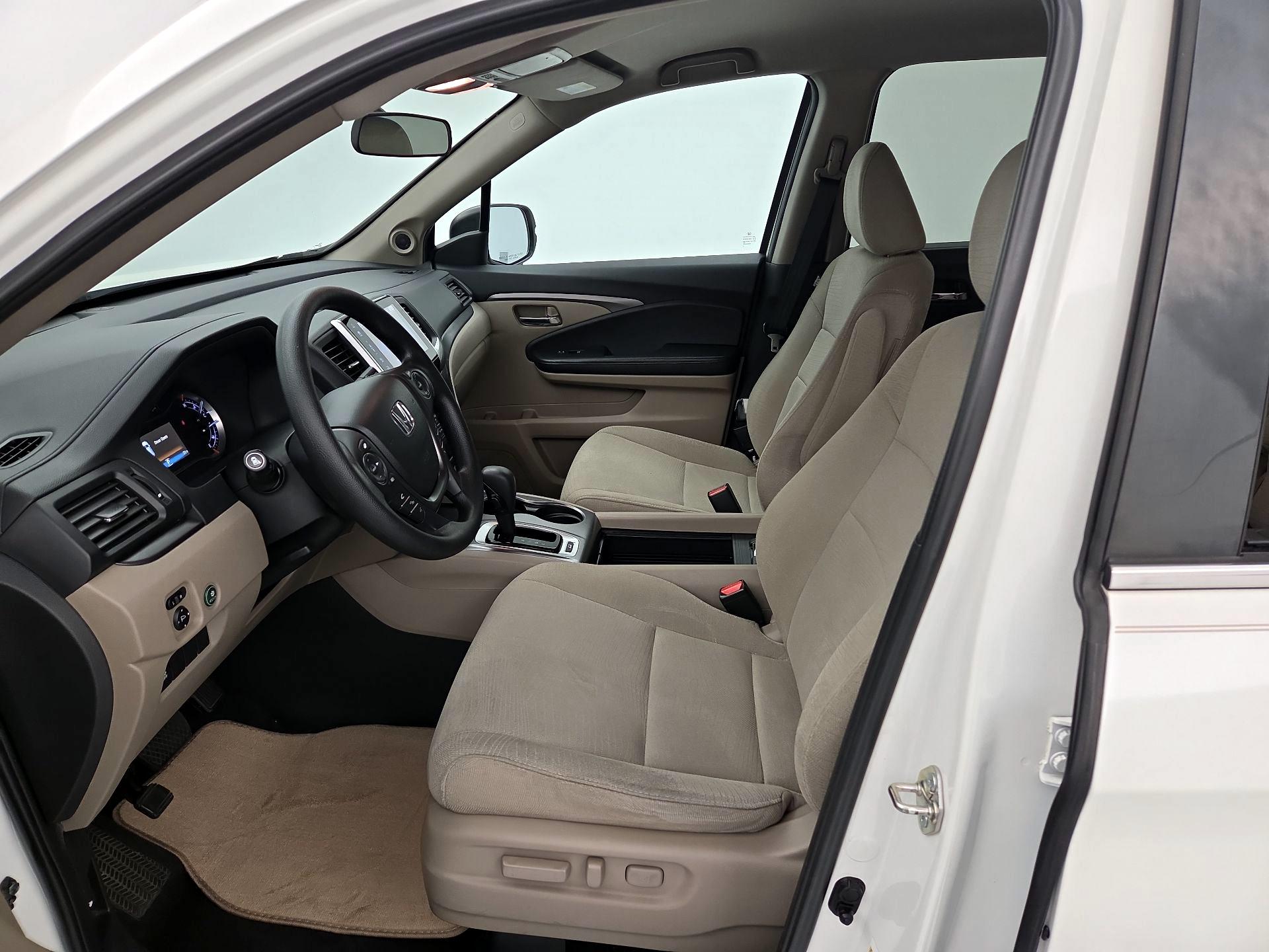 Thumbnail: 2018 Honda Pilot - 11