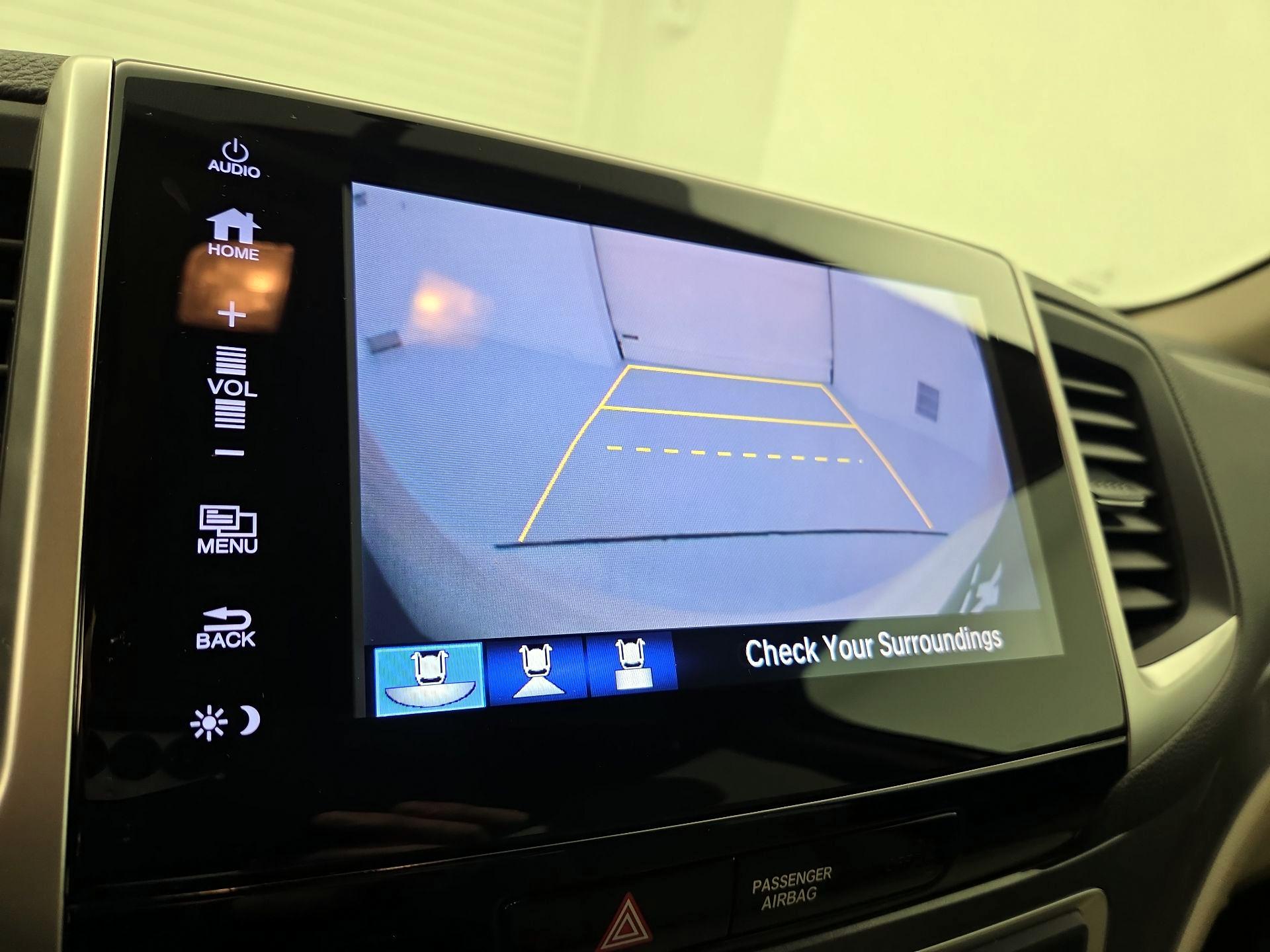 Thumbnail: 2018 Honda Pilot - 14