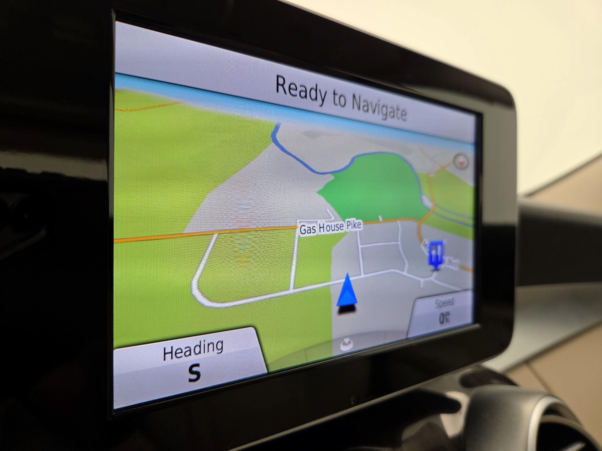 Thumbnail: 2015 Mercedes-Benz C-Class - 14