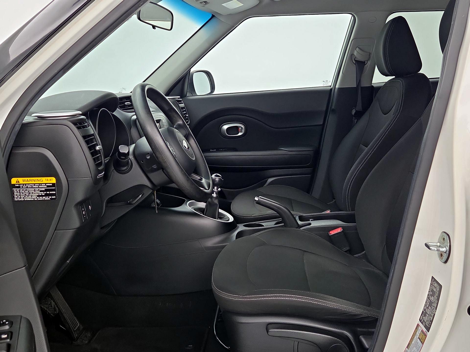 Thumbnail: 2016 Kia Soul - 11