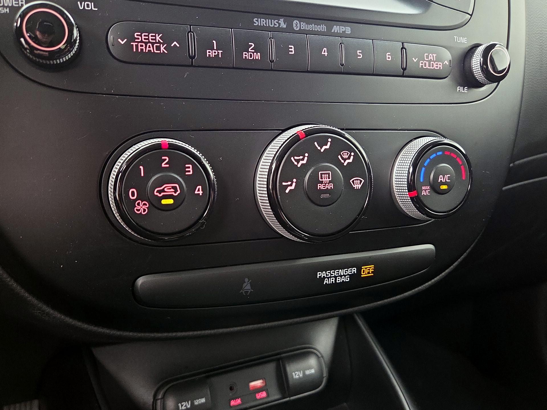 Thumbnail: 2016 Kia Soul - 15