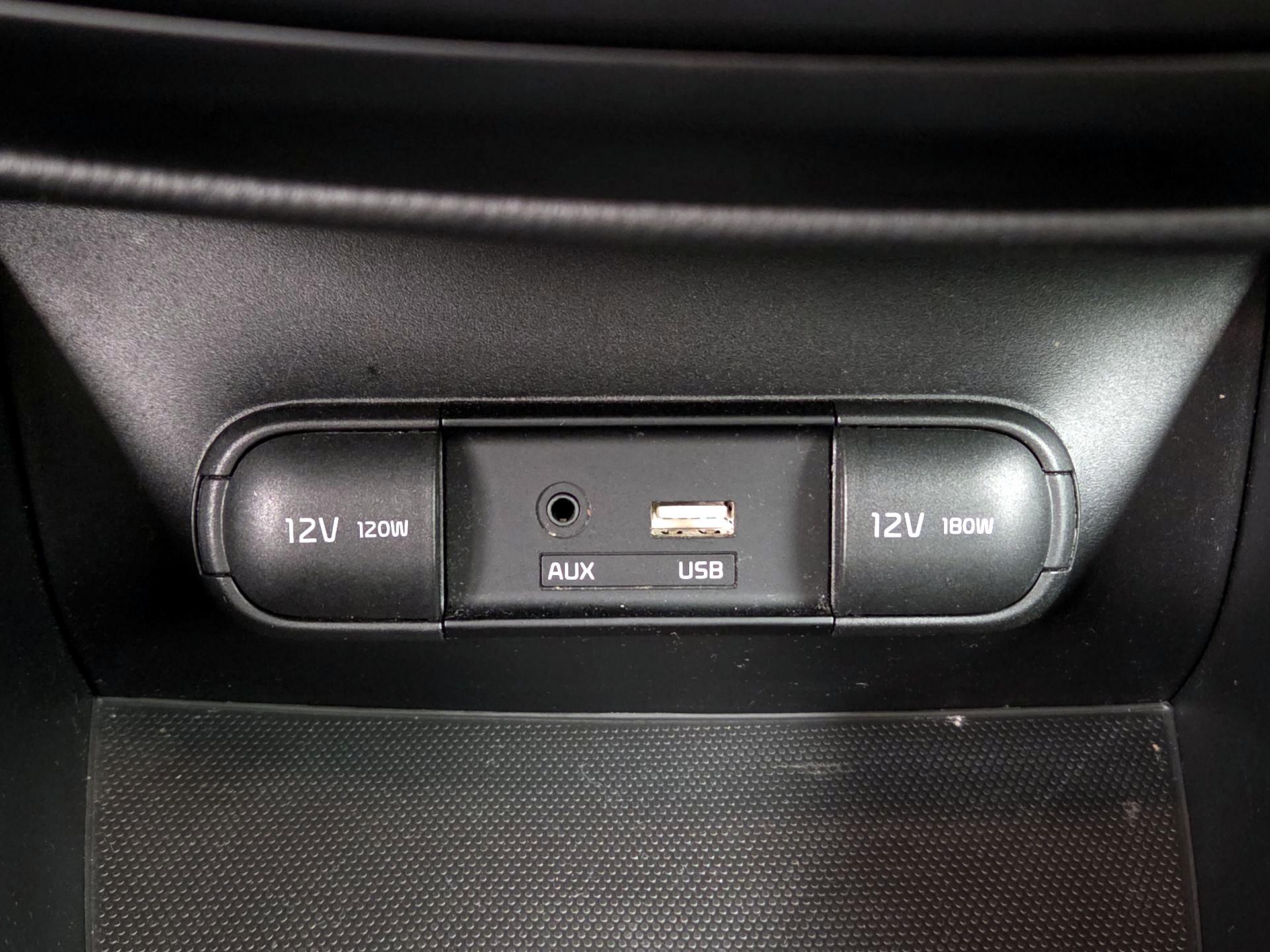 Thumbnail: 2016 Kia Soul - 17