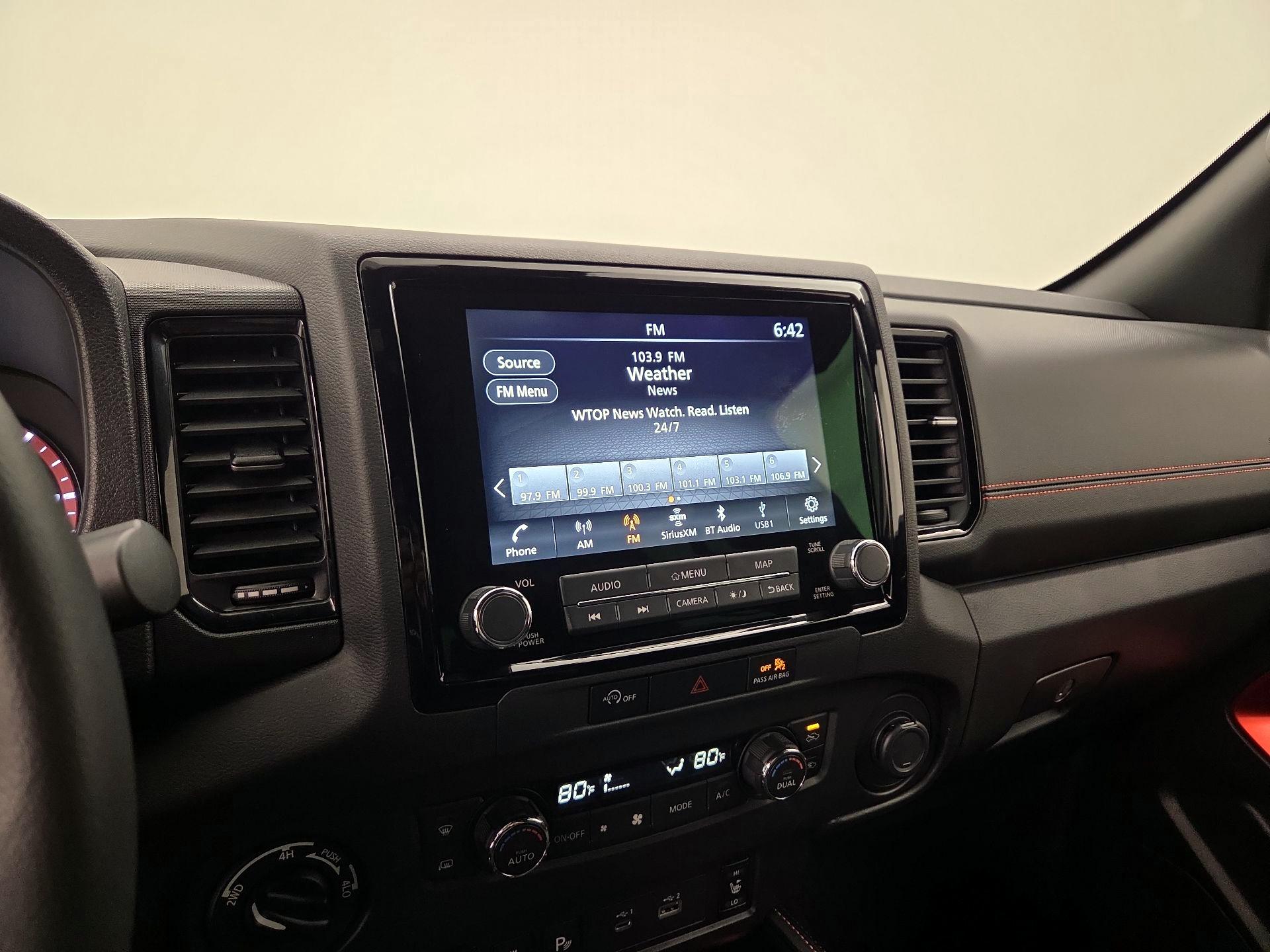 Thumbnail: 2023 Nissan Frontier - 16