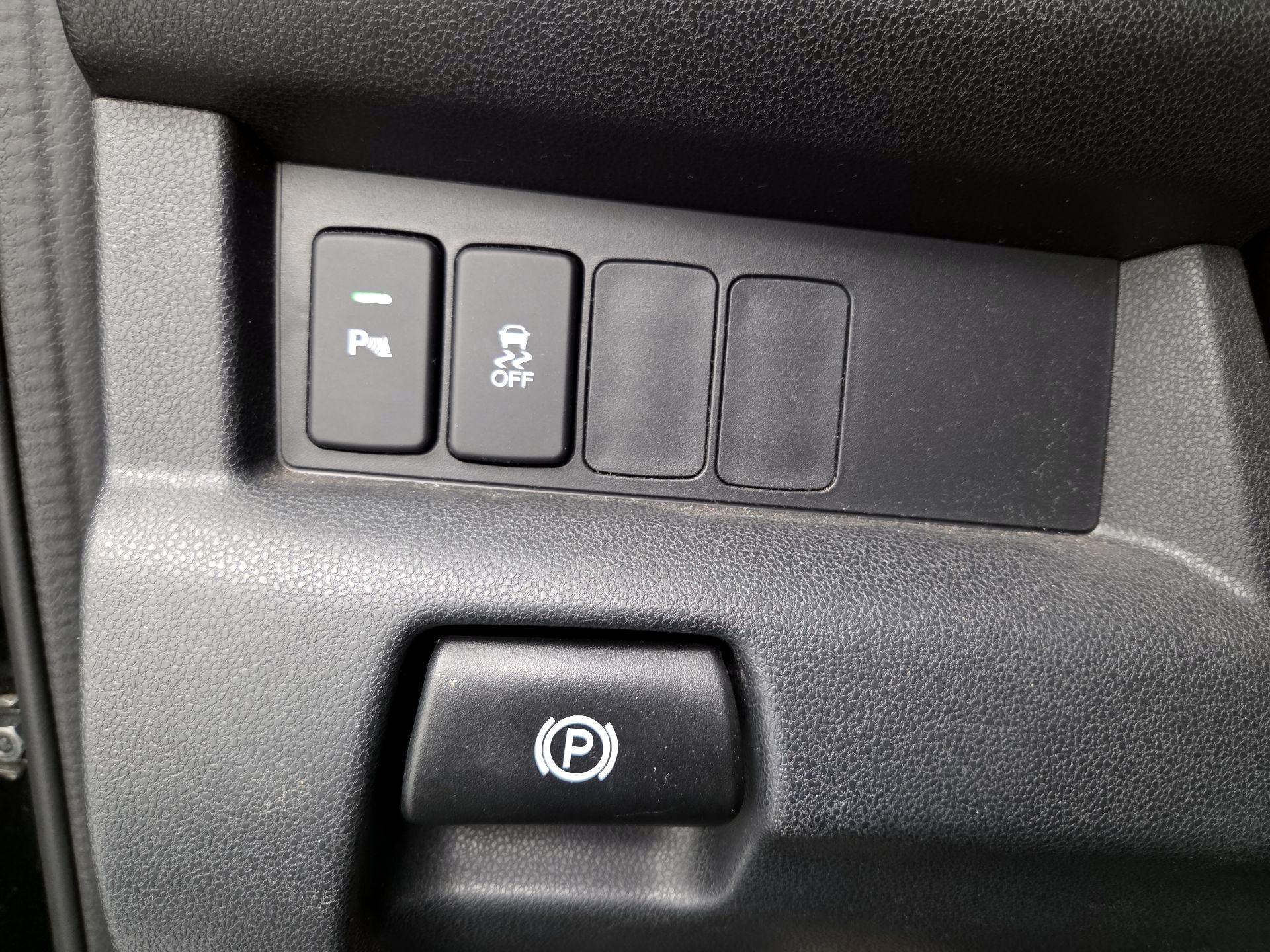 Thumbnail: 2015 Honda Pilot - 13