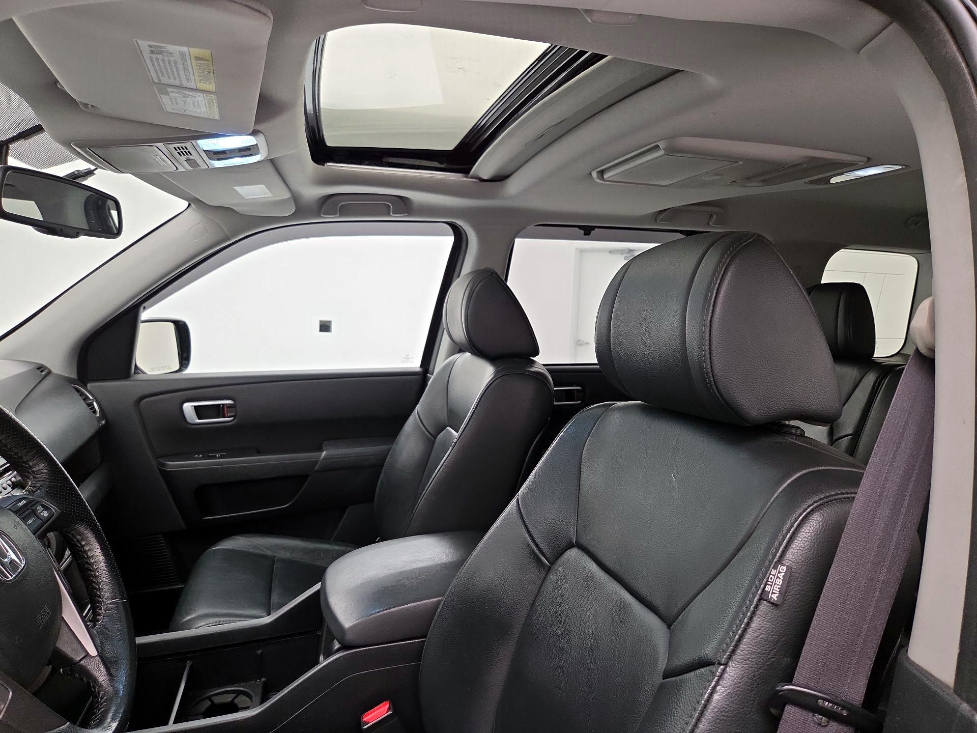 Thumbnail: 2015 Honda Pilot - 19