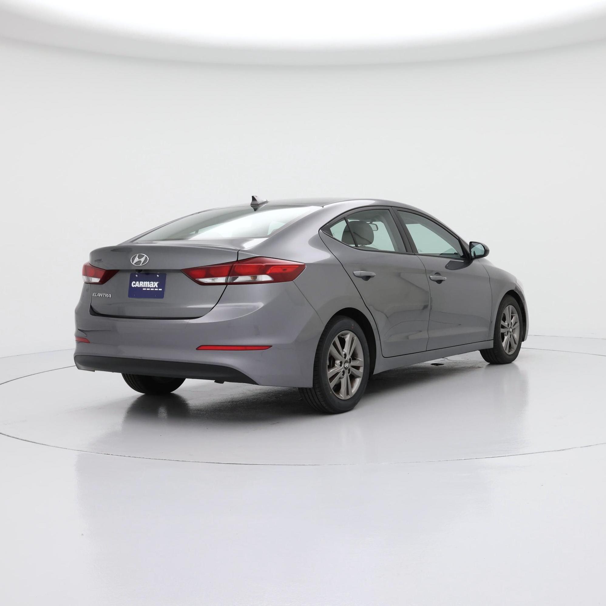Thumbnail: 2018 Hyundai Elantra - 8