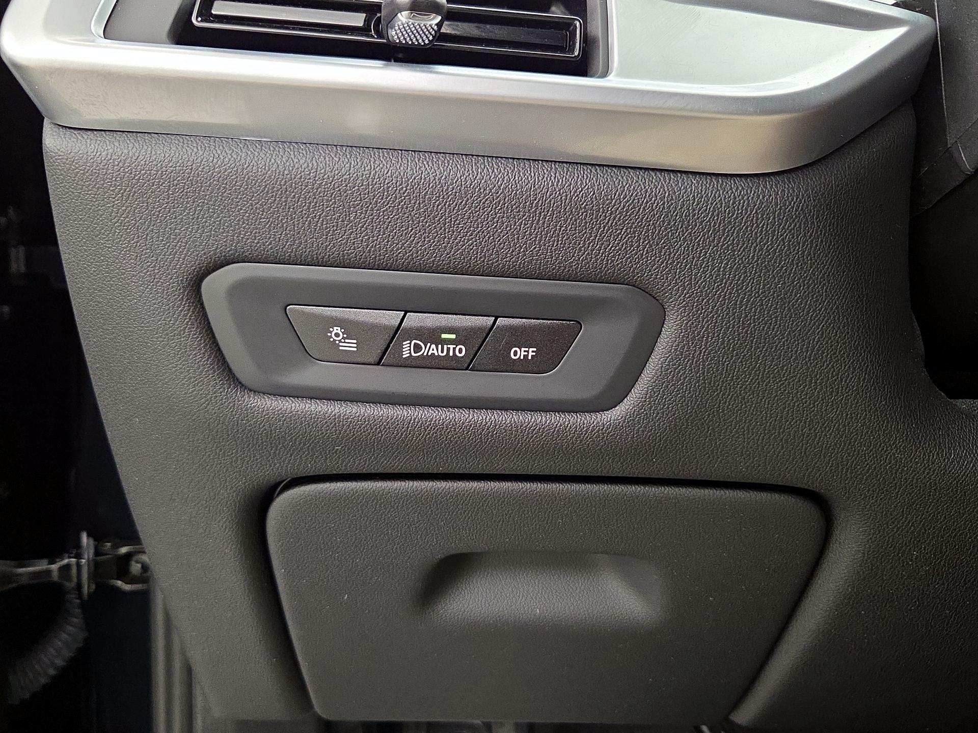 Thumbnail: 2024 BMW X5 - 11