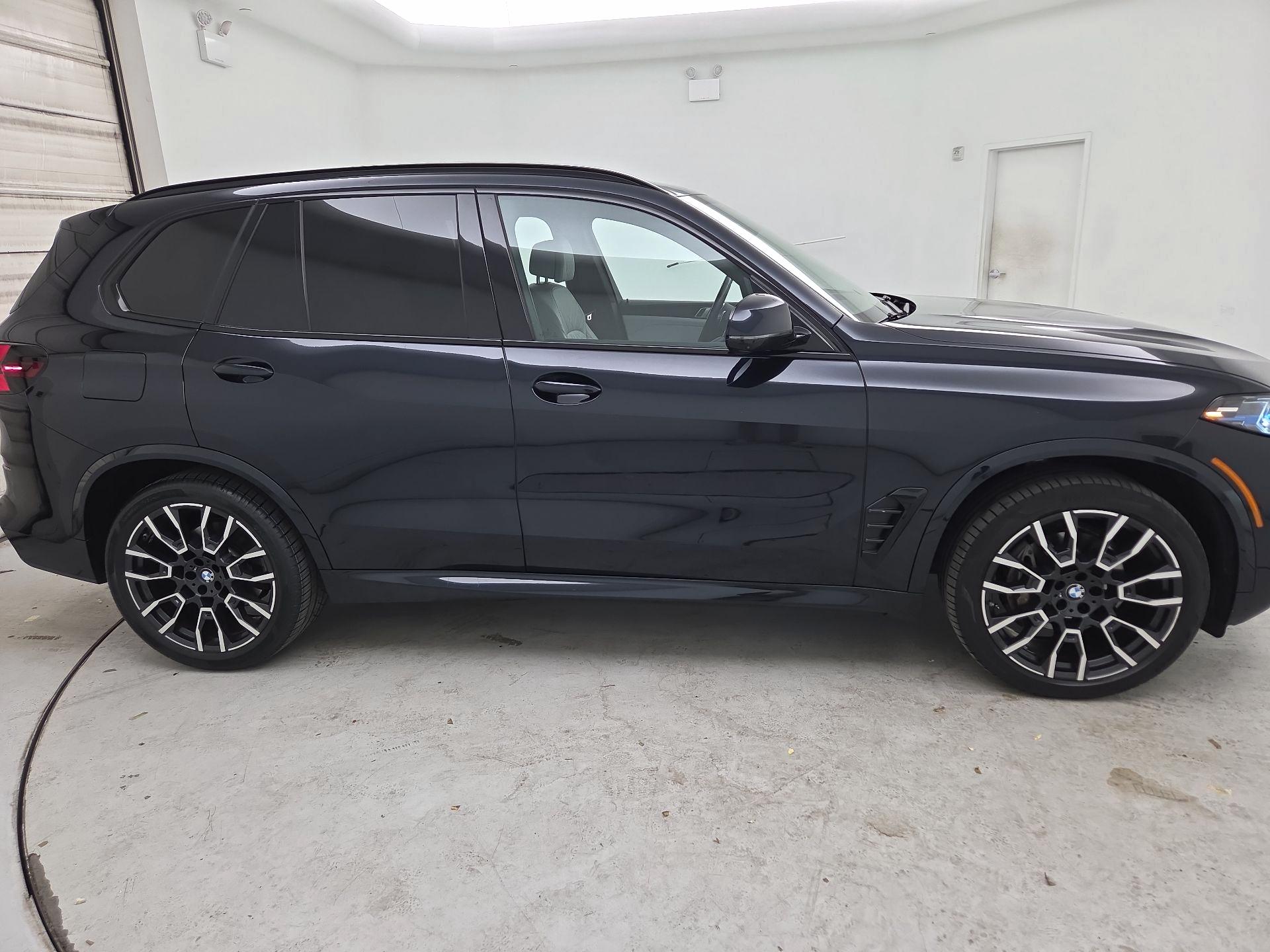 Thumbnail: 2024 BMW X5 - 4