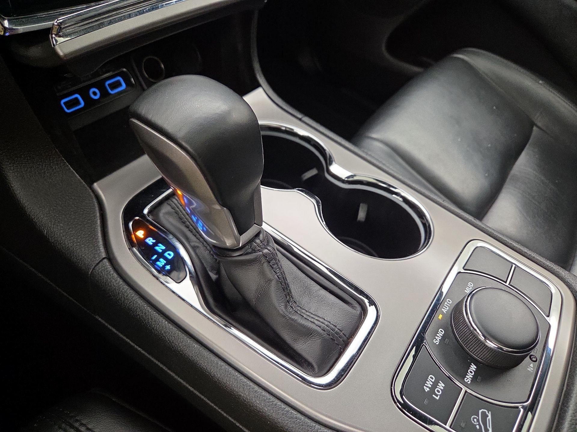 Thumbnail: 2021 Jeep Grand Cherokee - 18