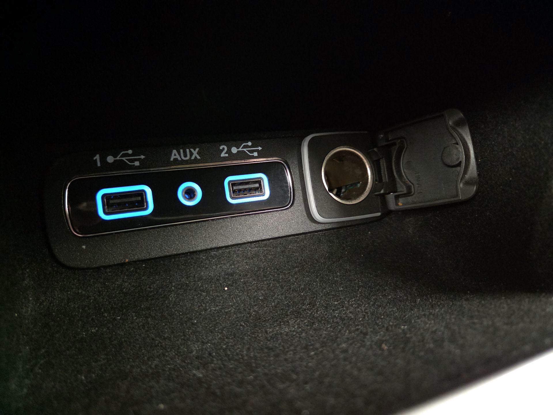 Thumbnail: 2021 Jeep Grand Cherokee - 19