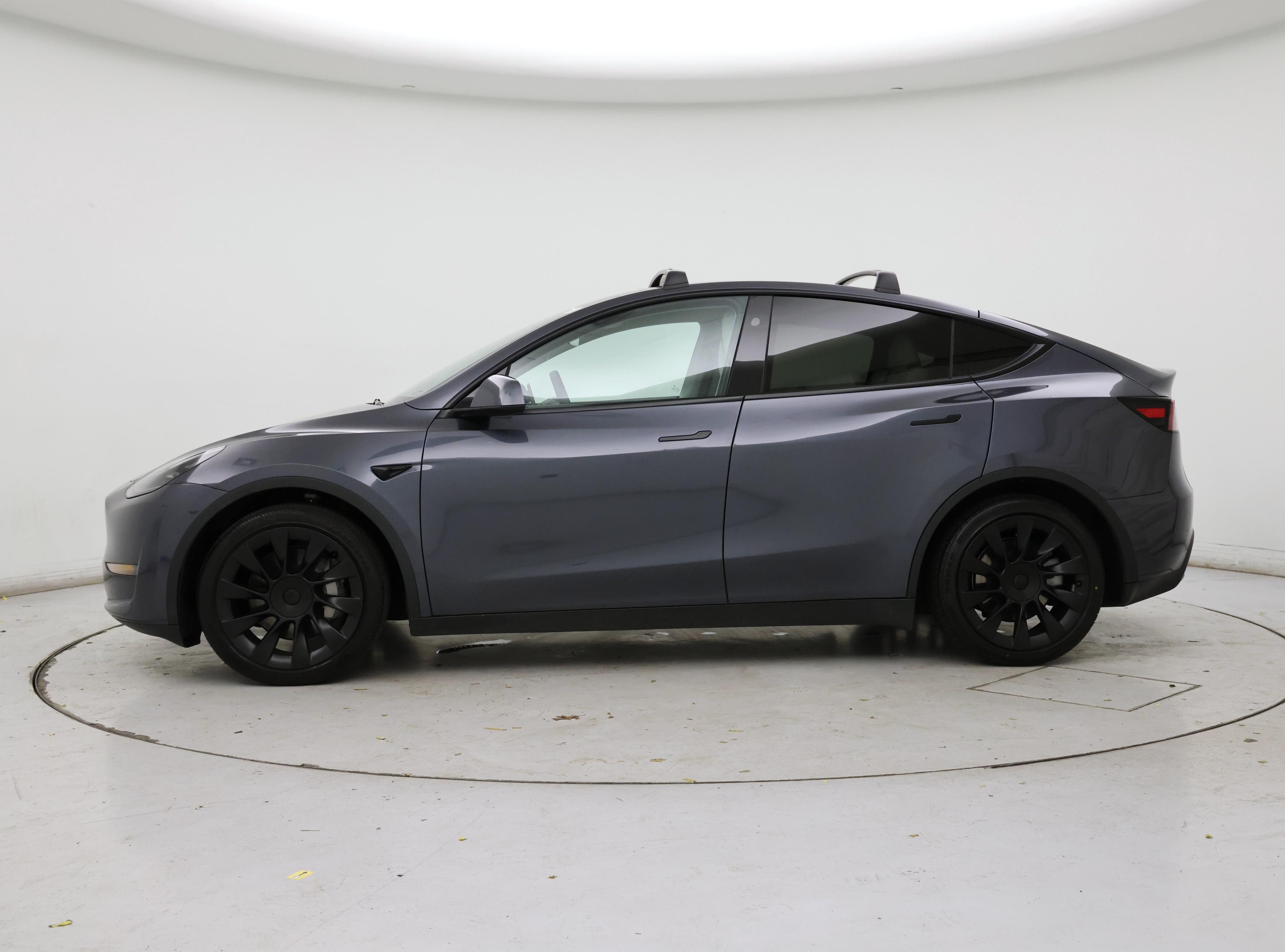 Thumbnail: 2023 Tesla Model Y - 3
