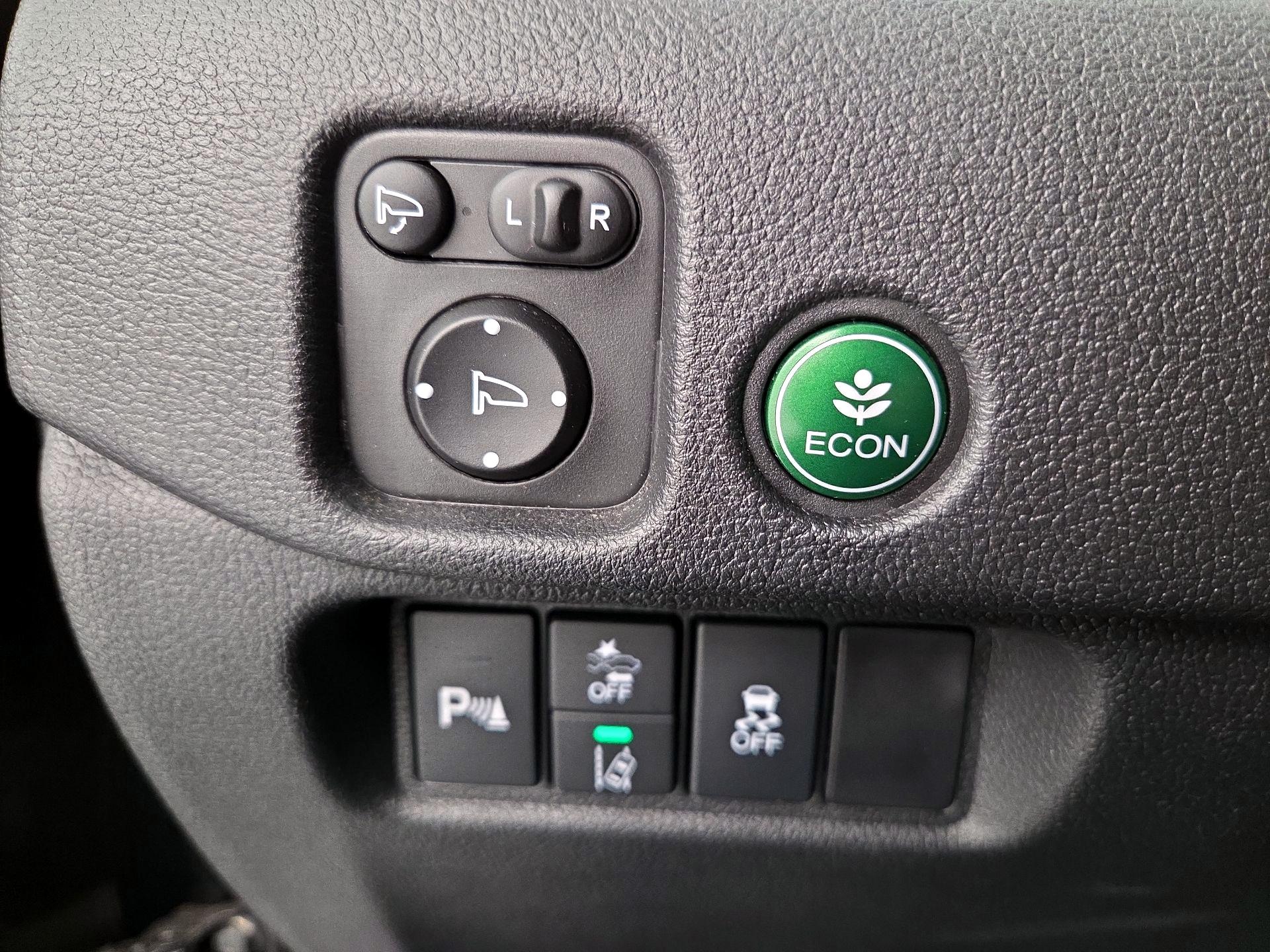 Thumbnail: 2019 Honda Pilot - 13