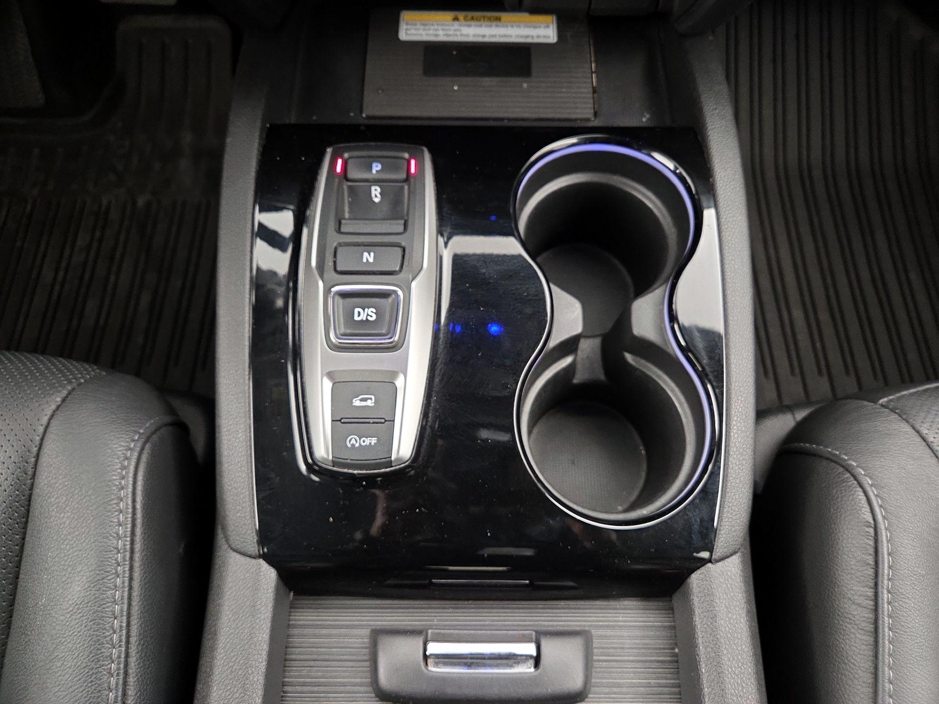 Thumbnail: 2019 Honda Pilot - 18