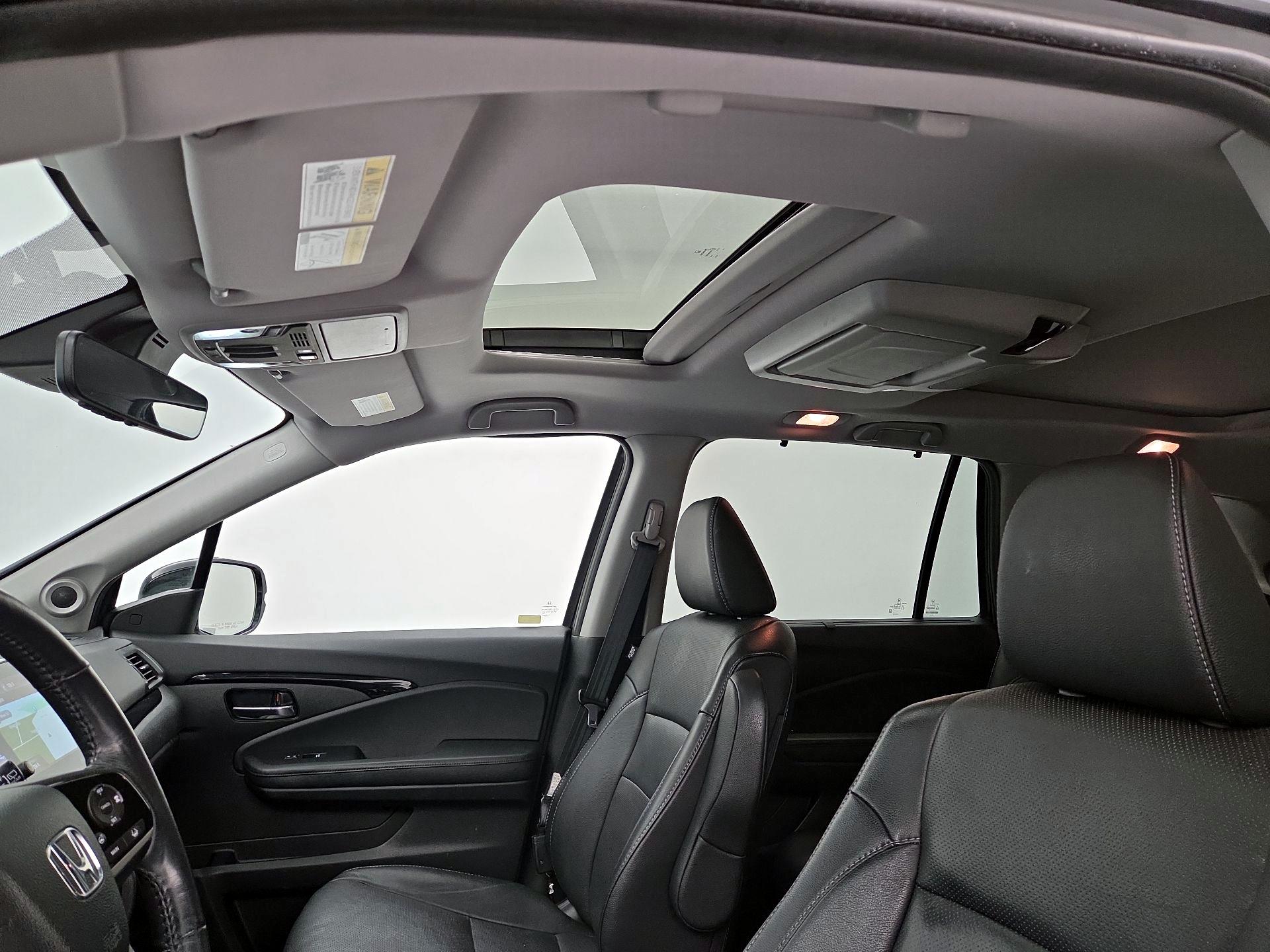 Thumbnail: 2019 Honda Pilot - 20