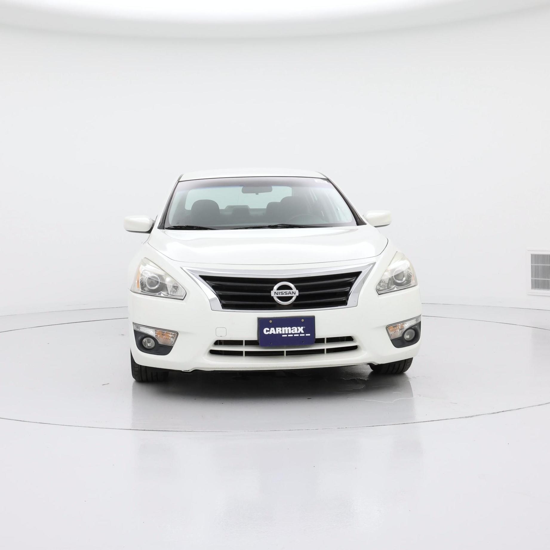 Thumbnail: 2015 Nissan Altima - 5