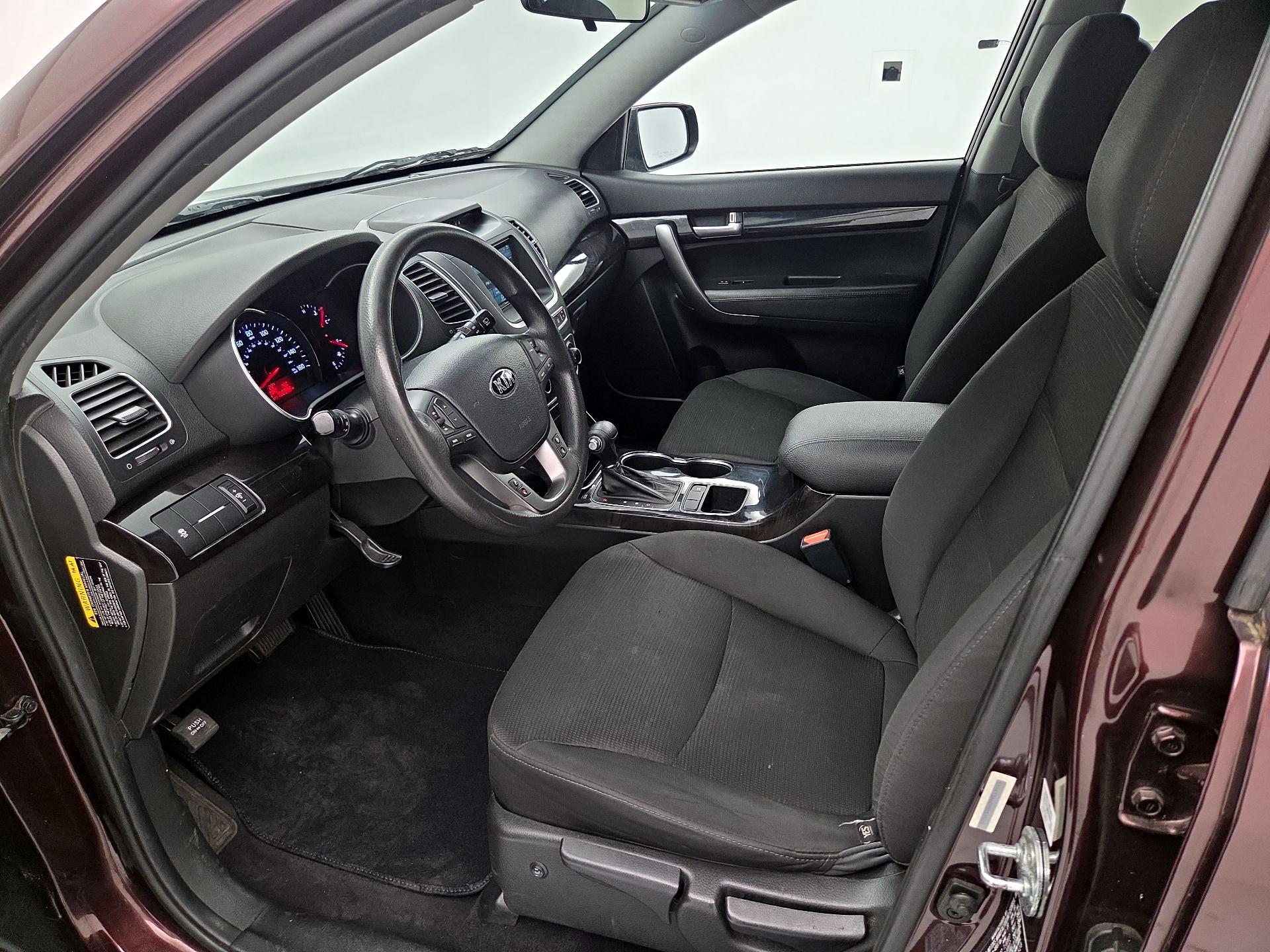 Thumbnail: 2015 Kia Sorento - 11
