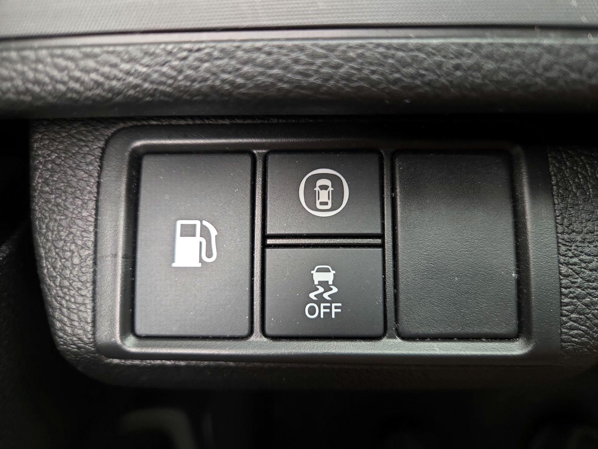 Thumbnail: 2019 Honda Insight - 13