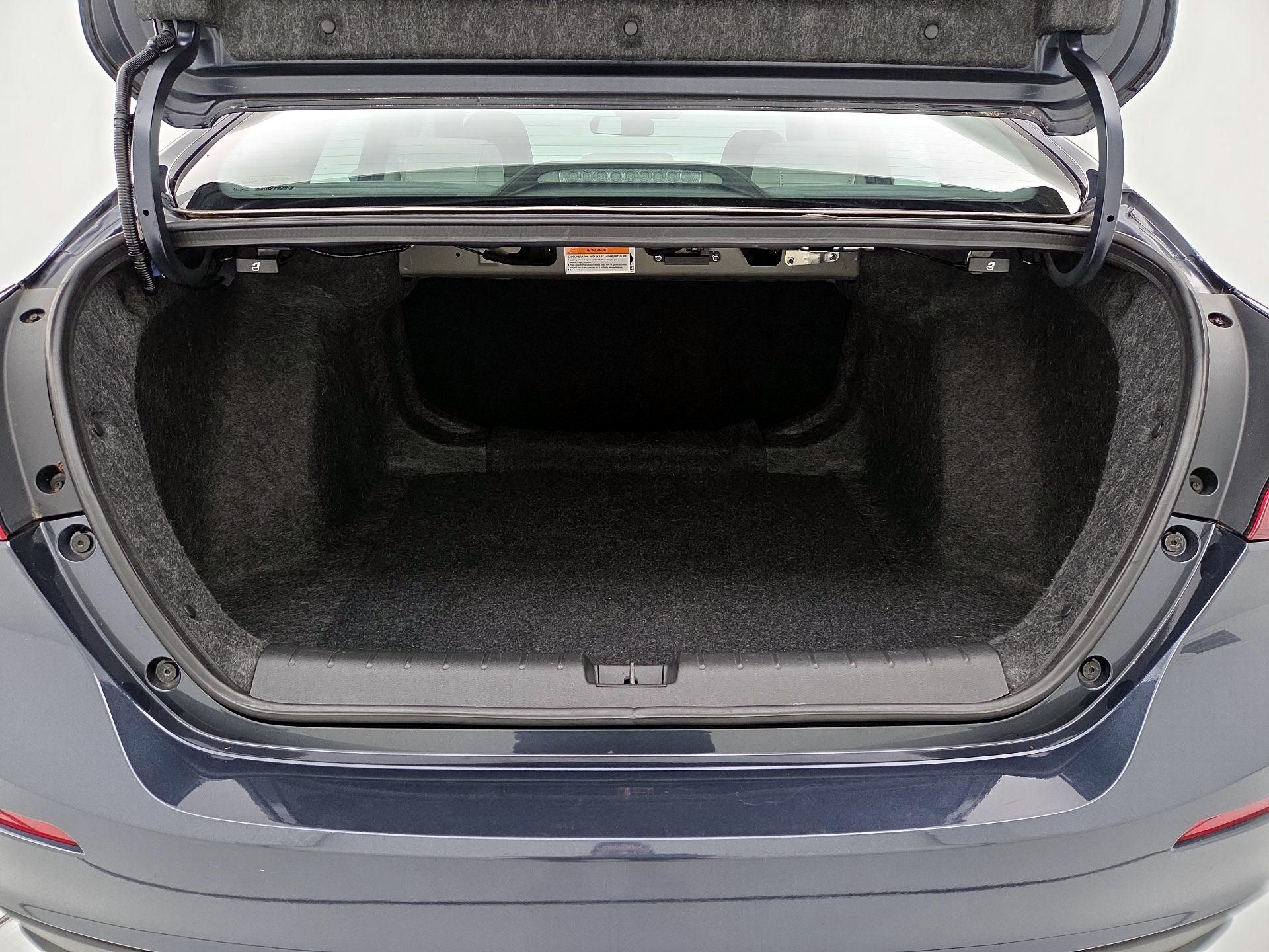 Thumbnail: 2019 Honda Insight - 20