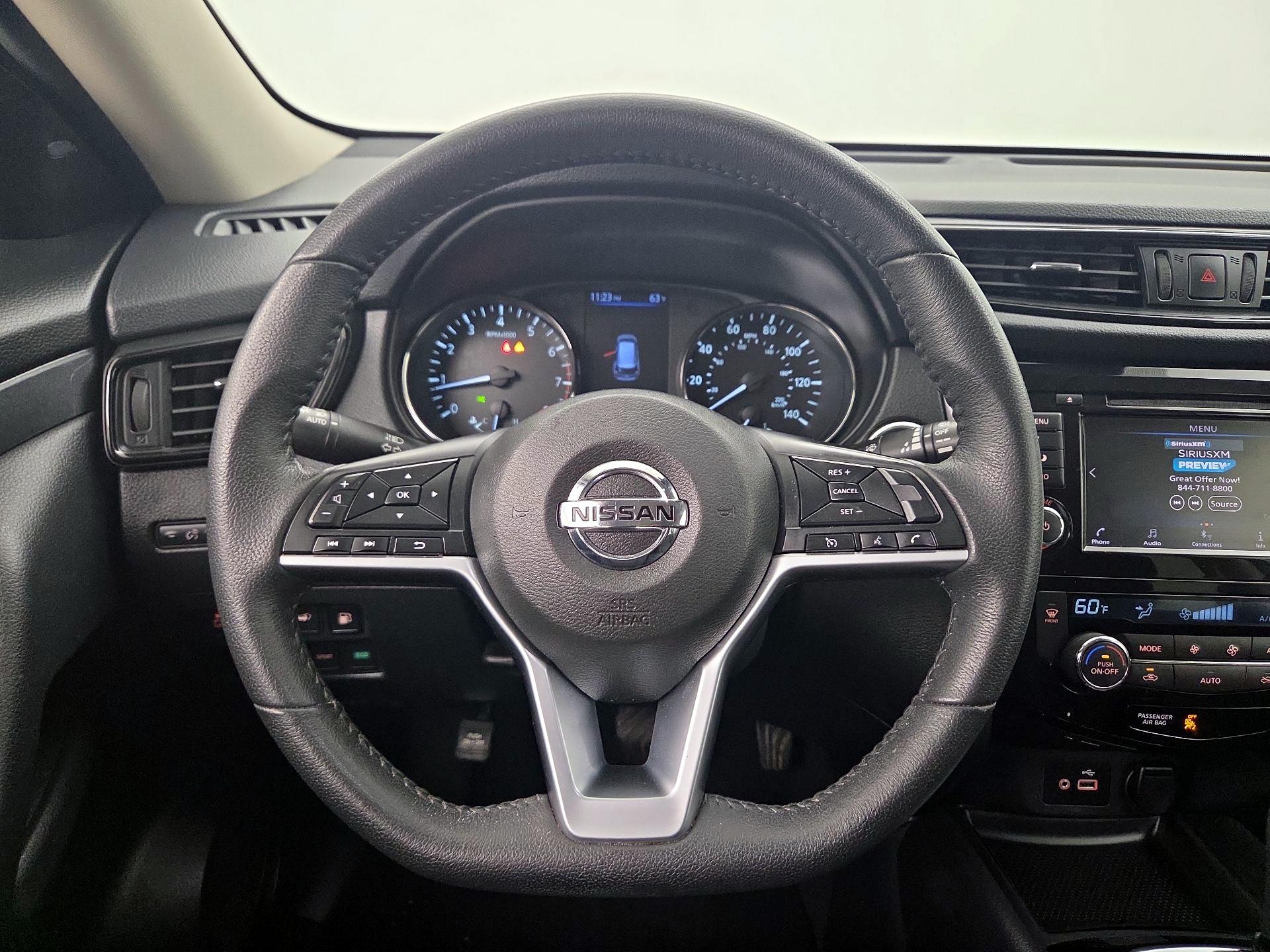 Thumbnail: 2020 Nissan Rogue - 10