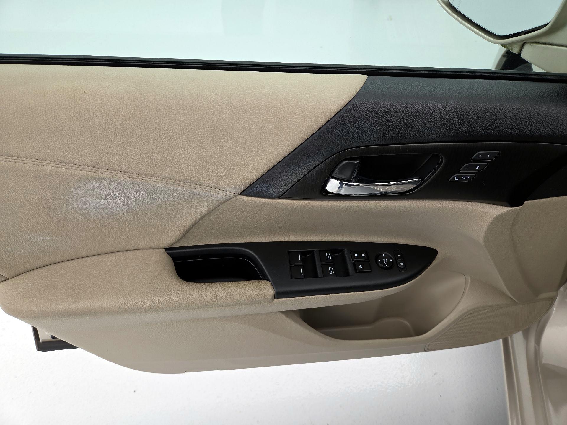 Thumbnail: 2014 Honda Accord - 12