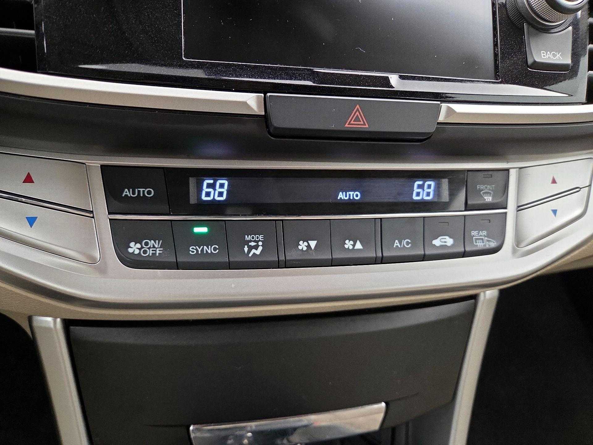Thumbnail: 2014 Honda Accord - 16