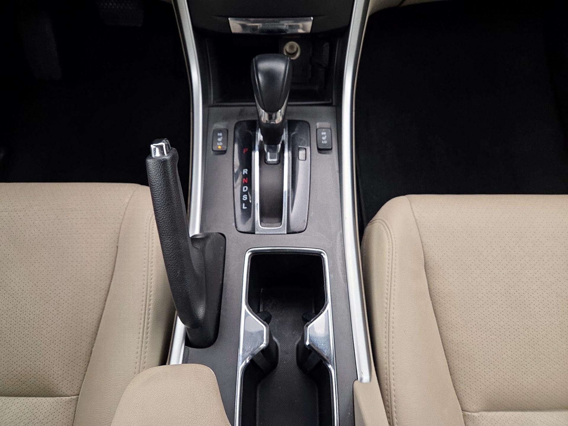 Thumbnail: 2014 Honda Accord - 17