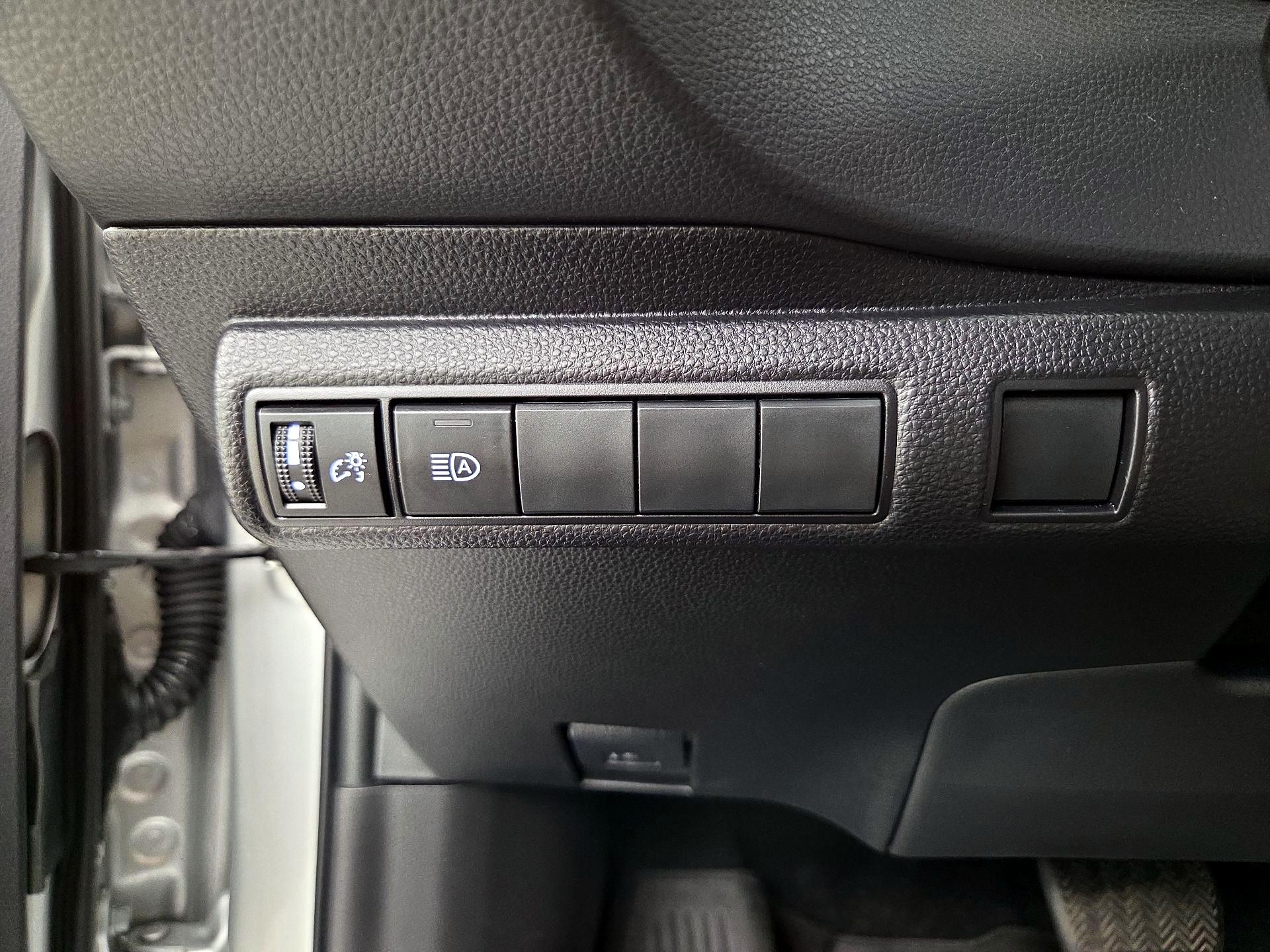 Thumbnail: 2022 Toyota Corolla - 13