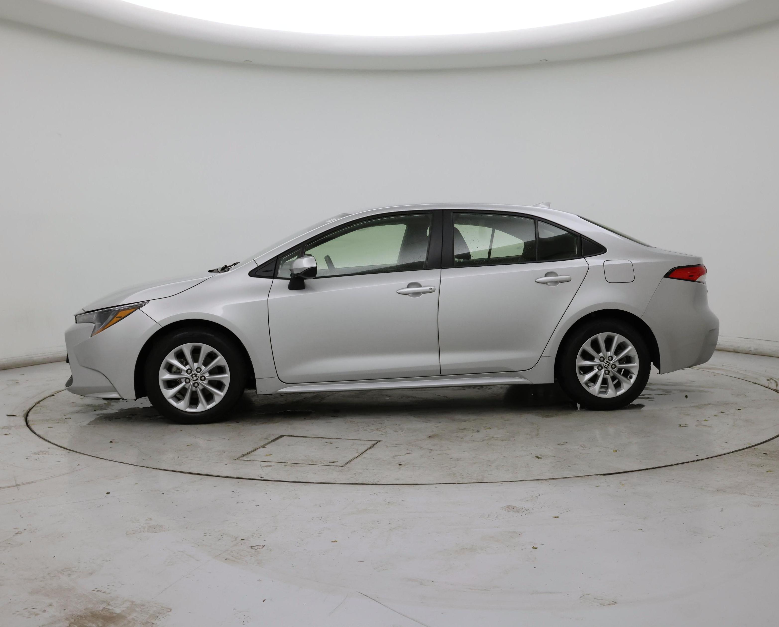 Thumbnail: 2022 Toyota Corolla - 3