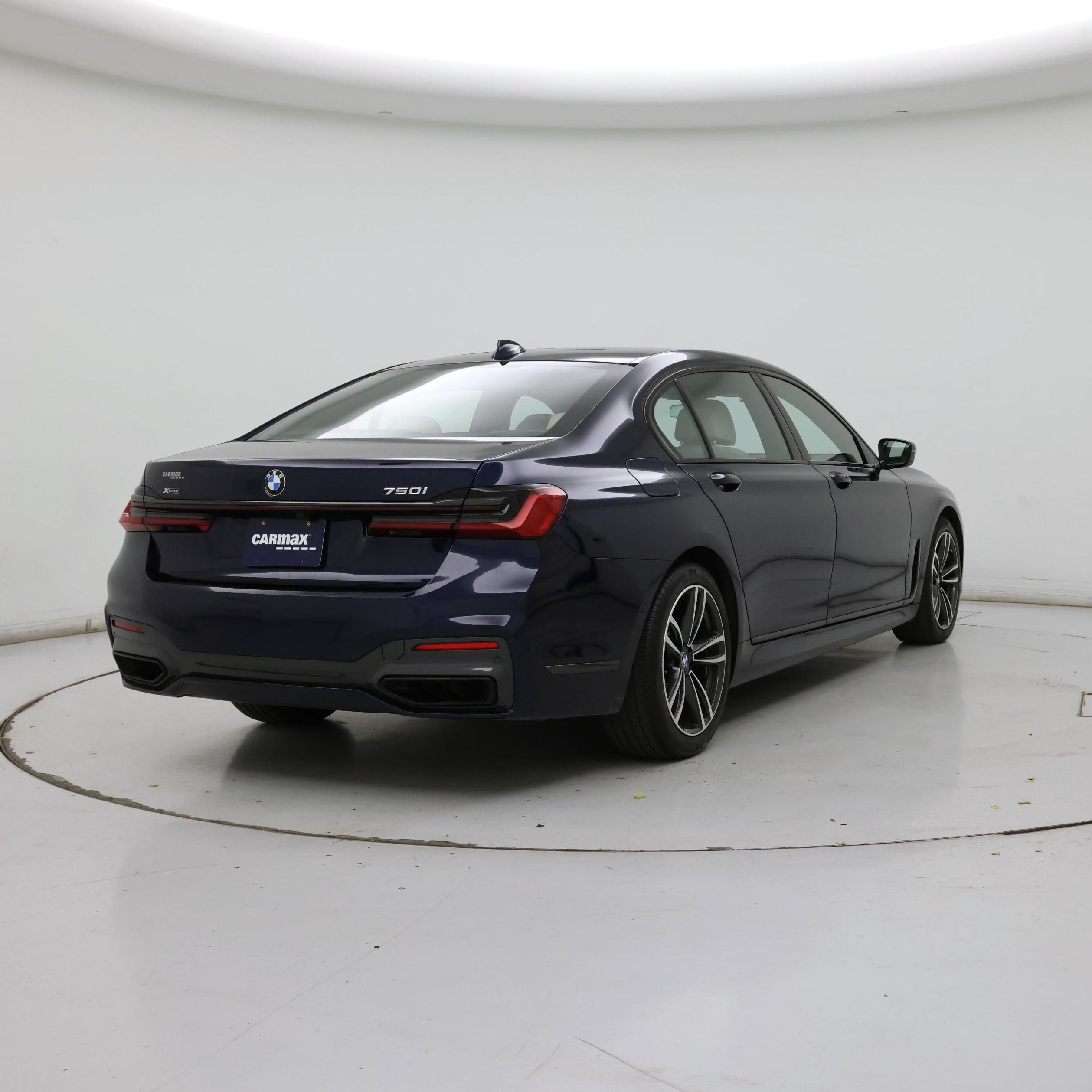 Thumbnail: 2021 BMW 7 Series - 8