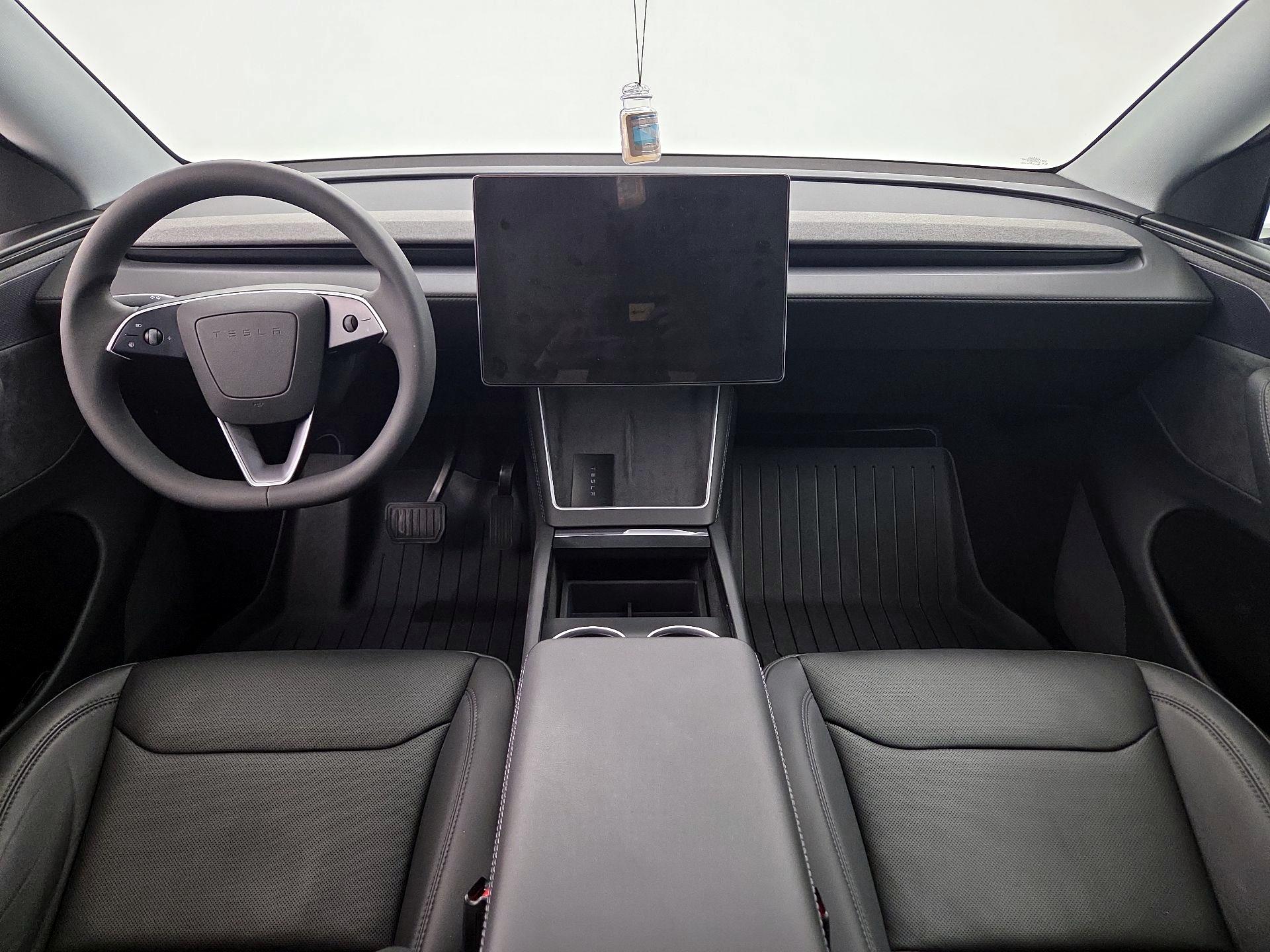 Thumbnail: 2026 Tesla Model Y - 9