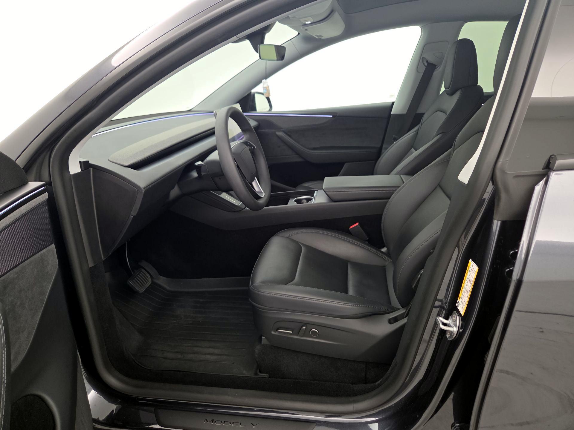 Thumbnail: 2026 Tesla Model Y - 11