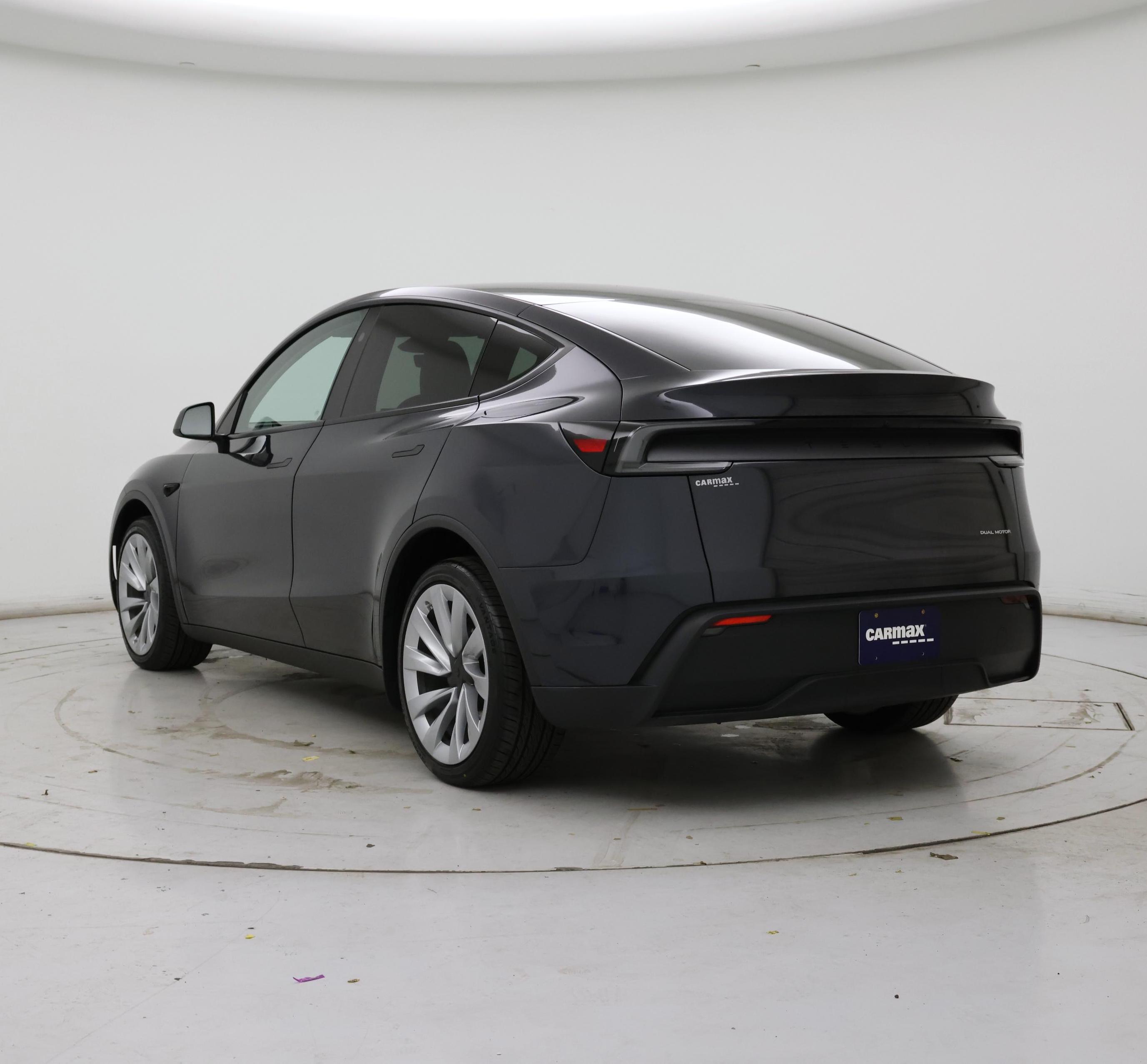 Thumbnail: 2026 Tesla Model Y - 2