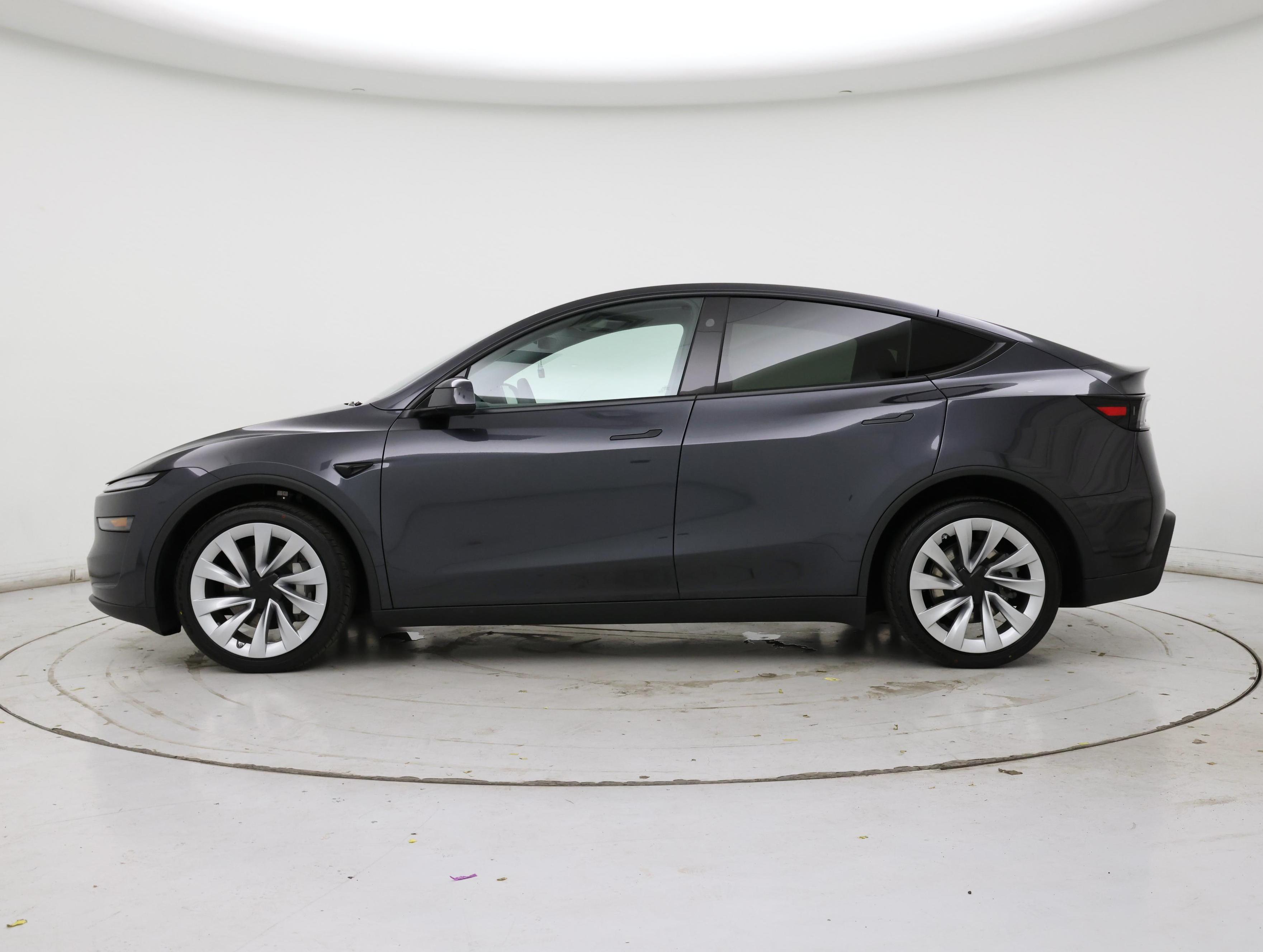 Thumbnail: 2026 Tesla Model Y - 3