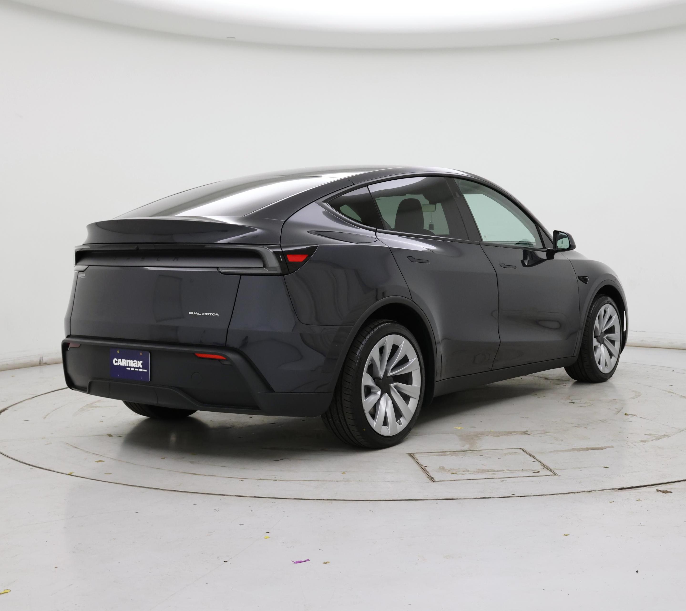 Thumbnail: 2026 Tesla Model Y - 8