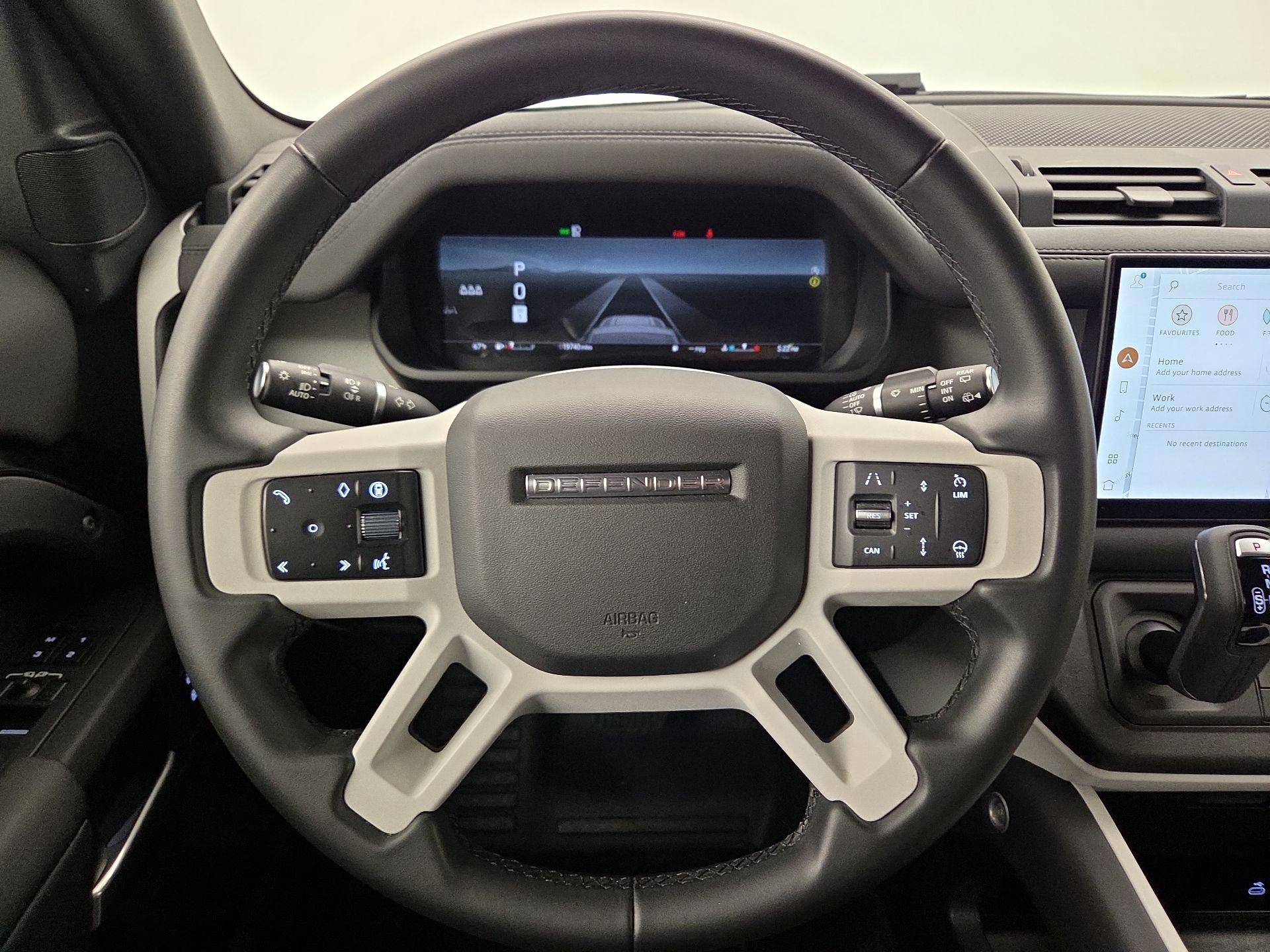 Thumbnail: 2025 Land Rover Defender - 10