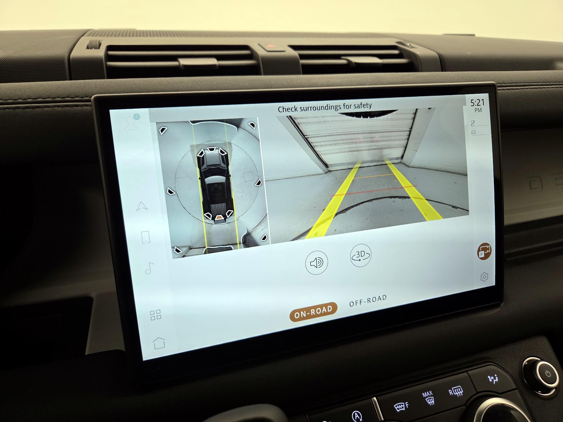 Thumbnail: 2025 Land Rover Defender - 15