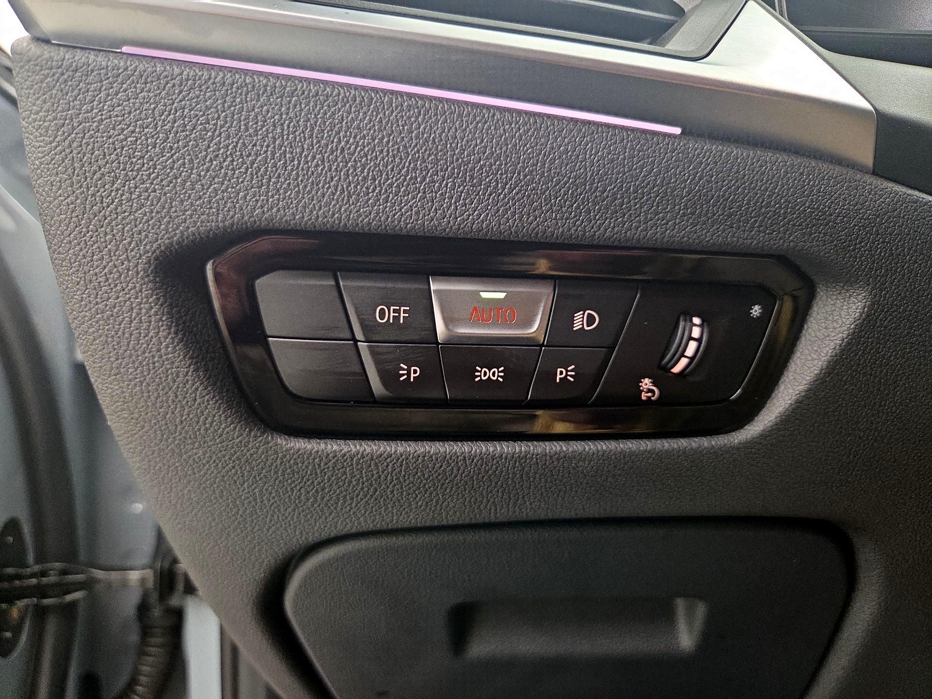 Thumbnail: 2023 BMW M3 - 13