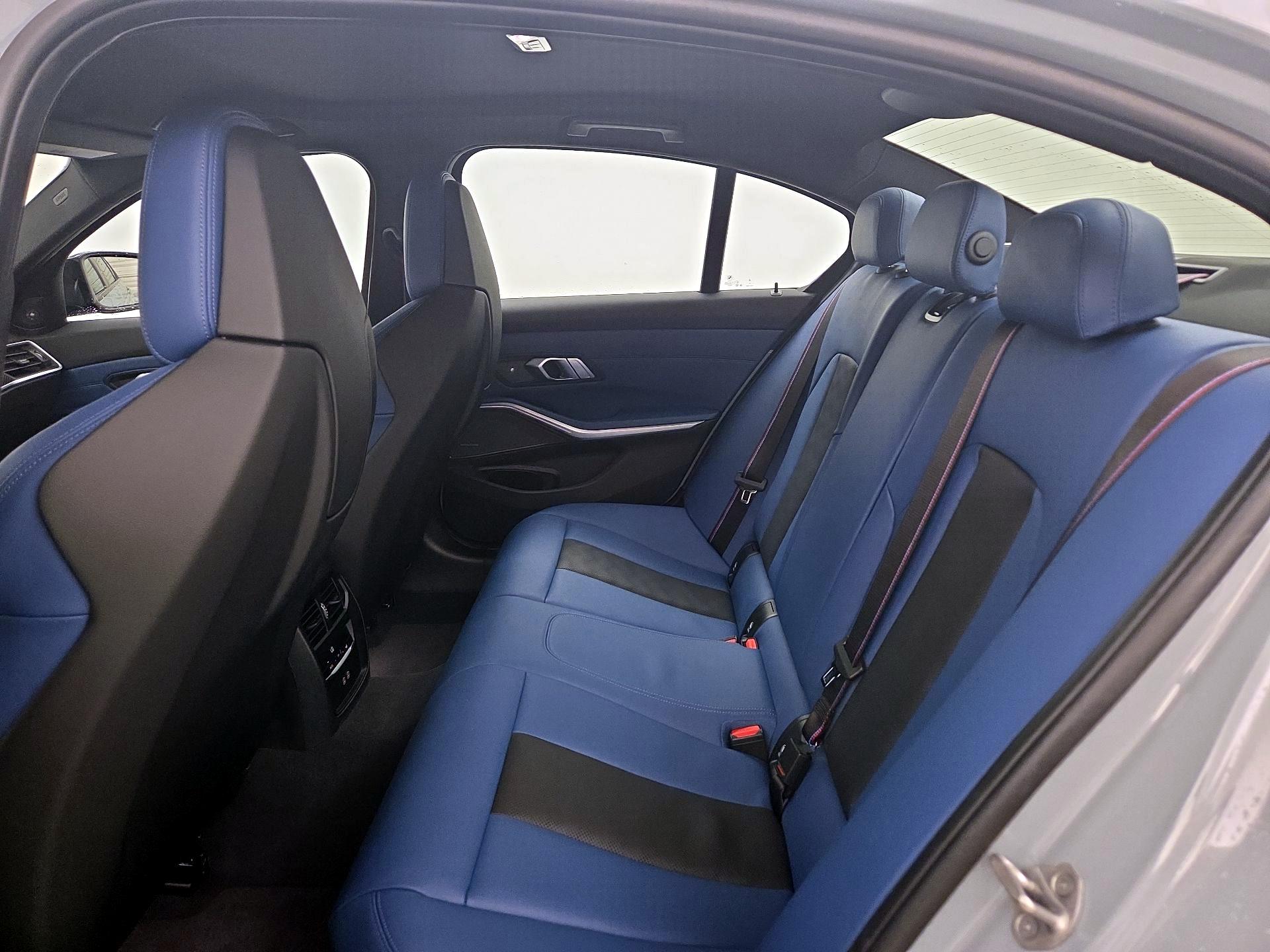 Thumbnail: 2023 BMW M3 - 20