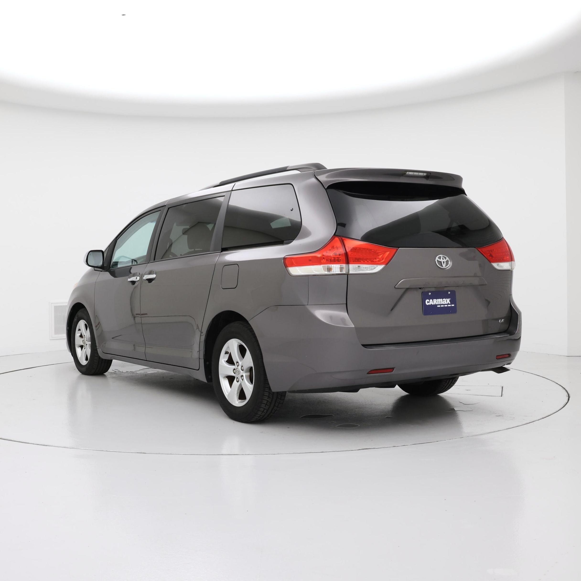 Thumbnail: 2014 Toyota Sienna - 2