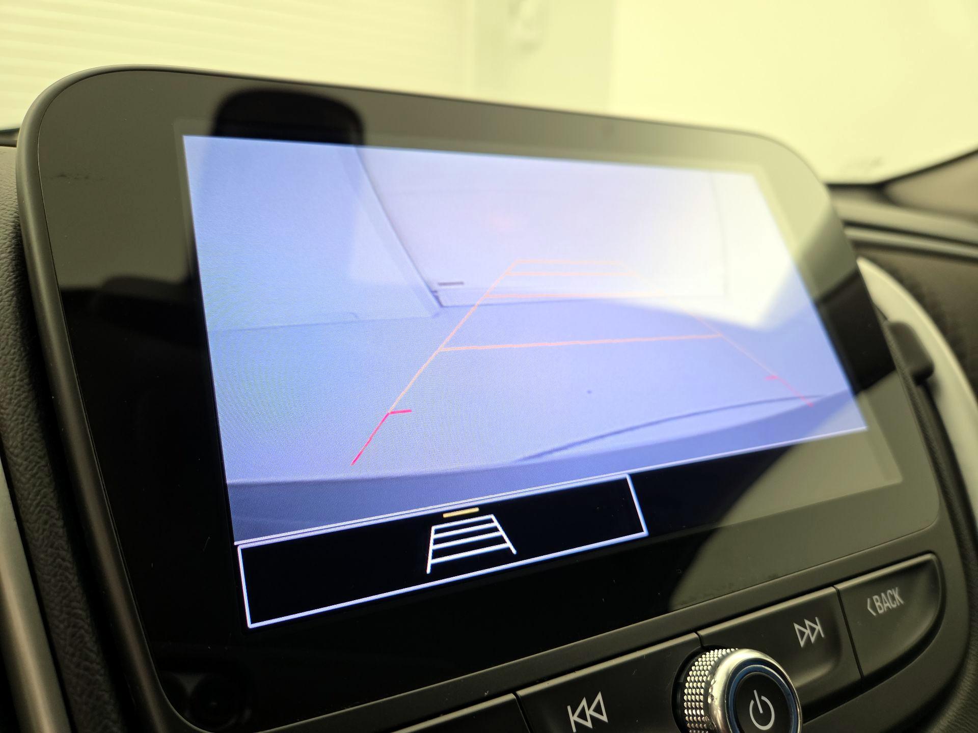 Thumbnail: 2022 Chevrolet Malibu - 14