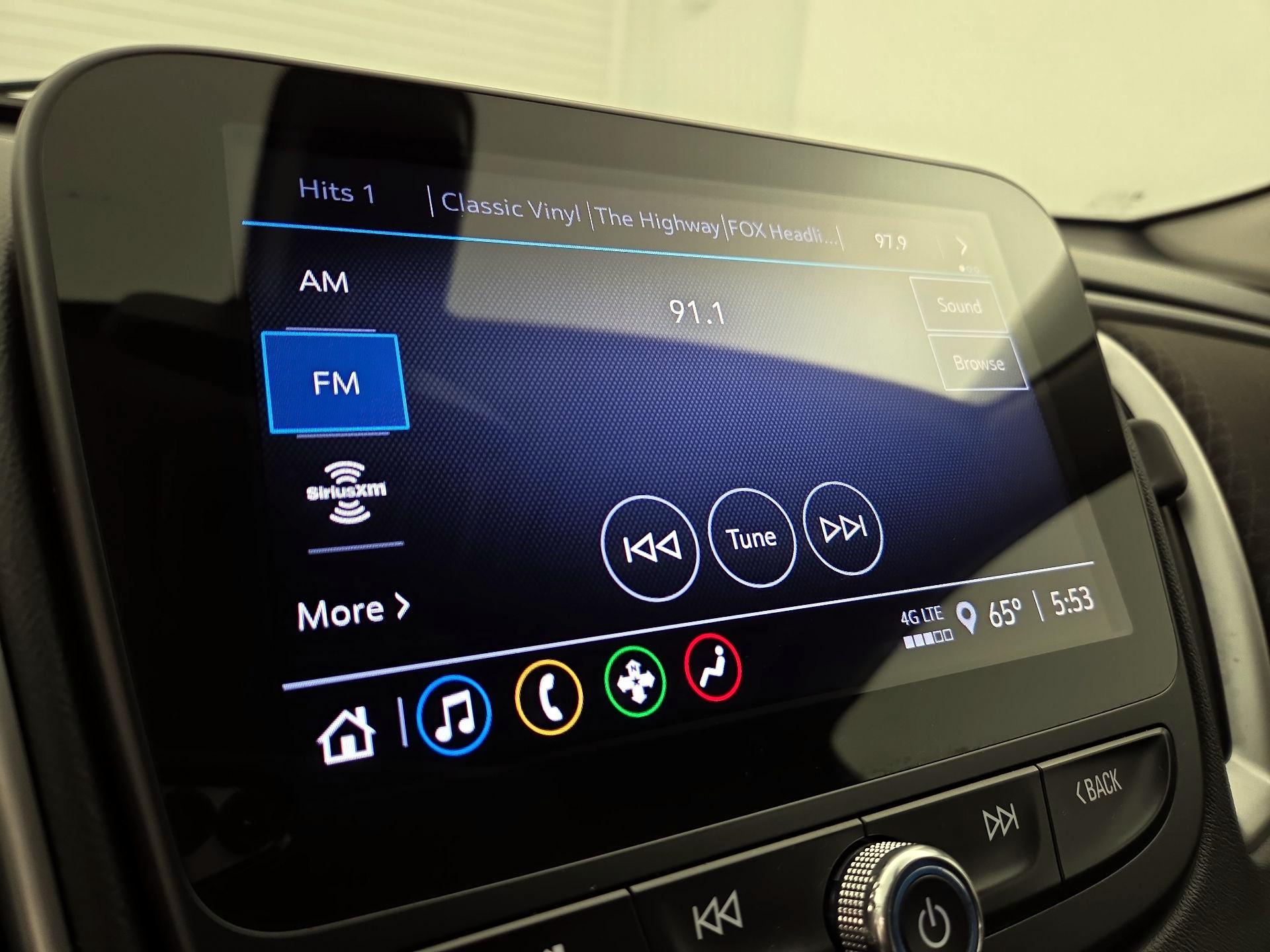 Thumbnail: 2022 Chevrolet Malibu - 15