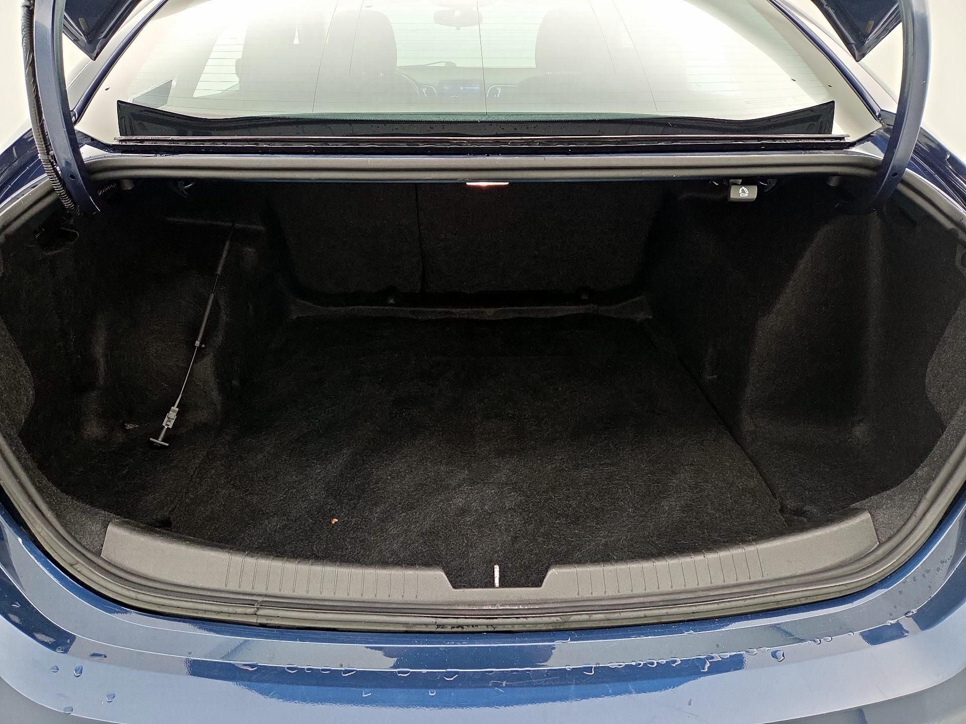 Thumbnail: 2022 Chevrolet Malibu - 20