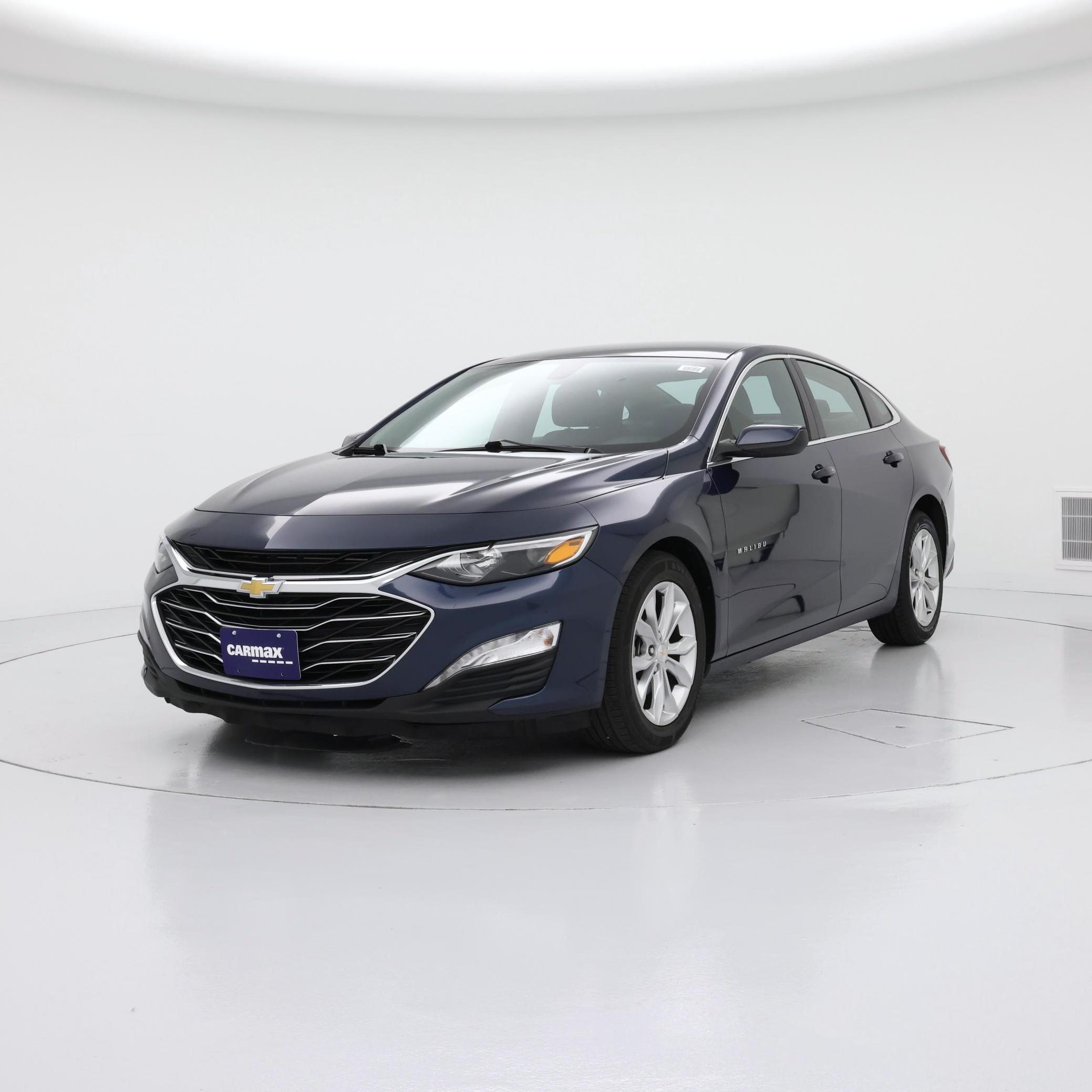 Thumbnail: 2022 Chevrolet Malibu - 4