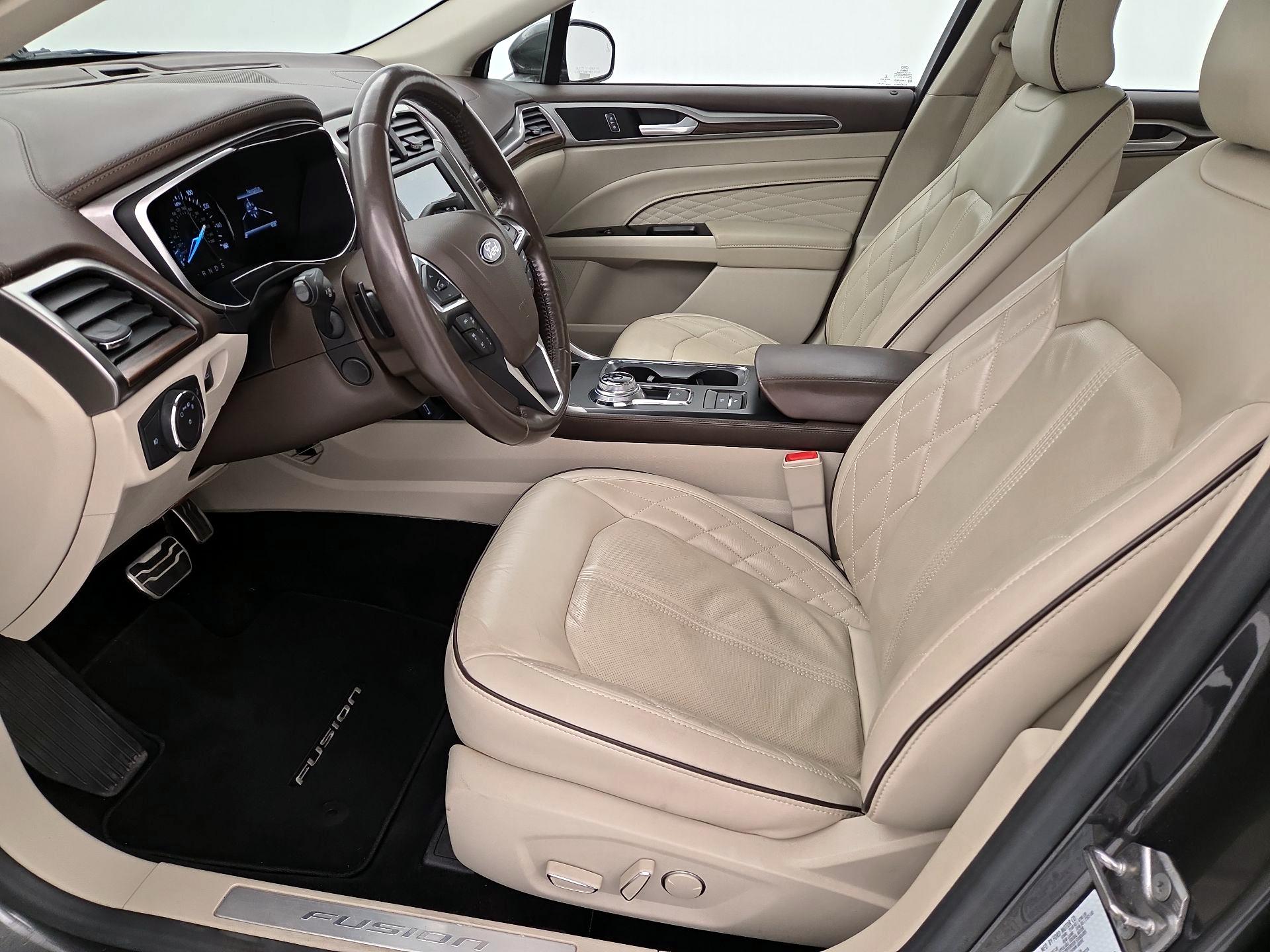 Thumbnail: 2017 Ford Fusion - 11